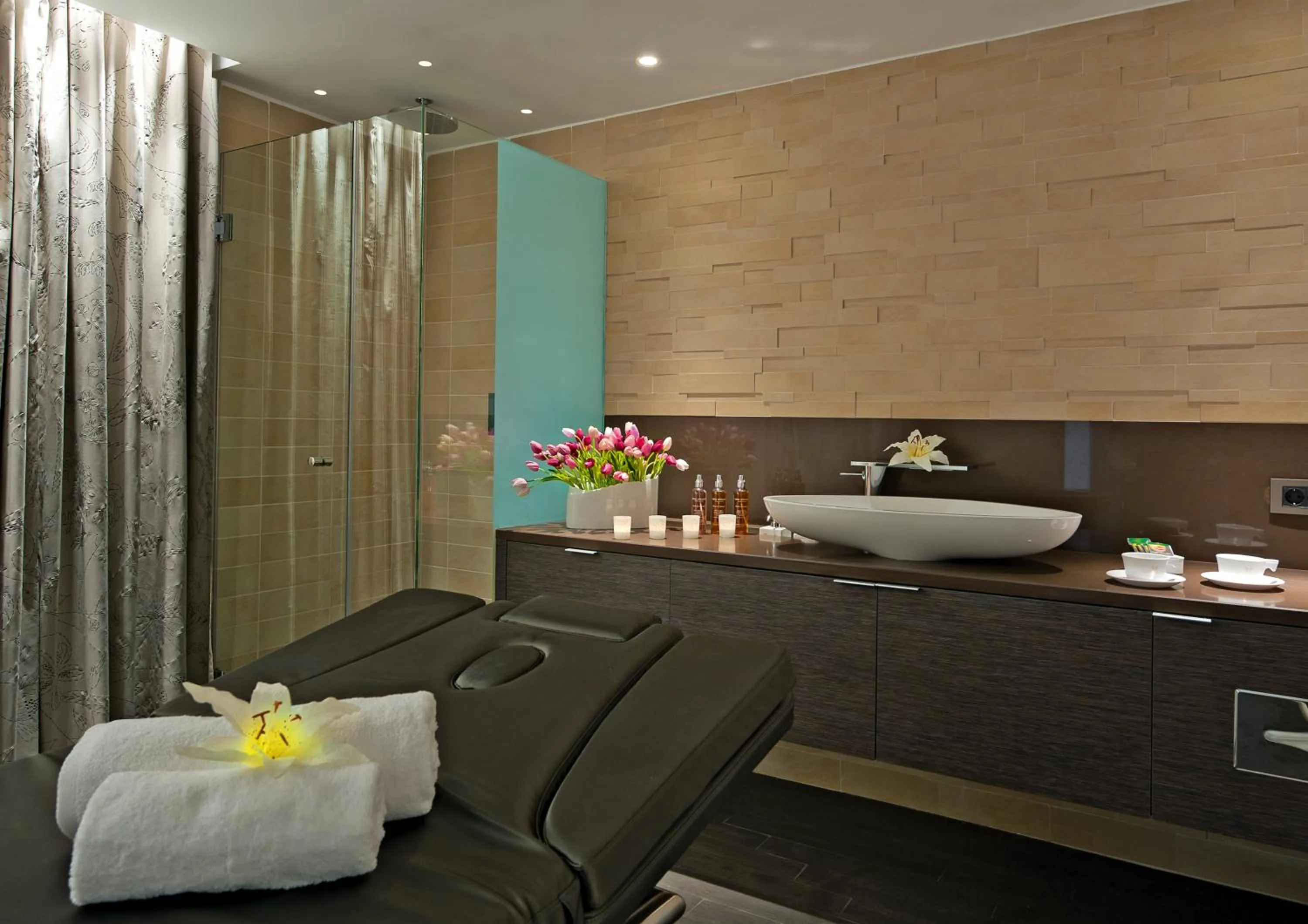 Spa and wellness centre/facilities in Porto Platanias Beach Resort & Spa