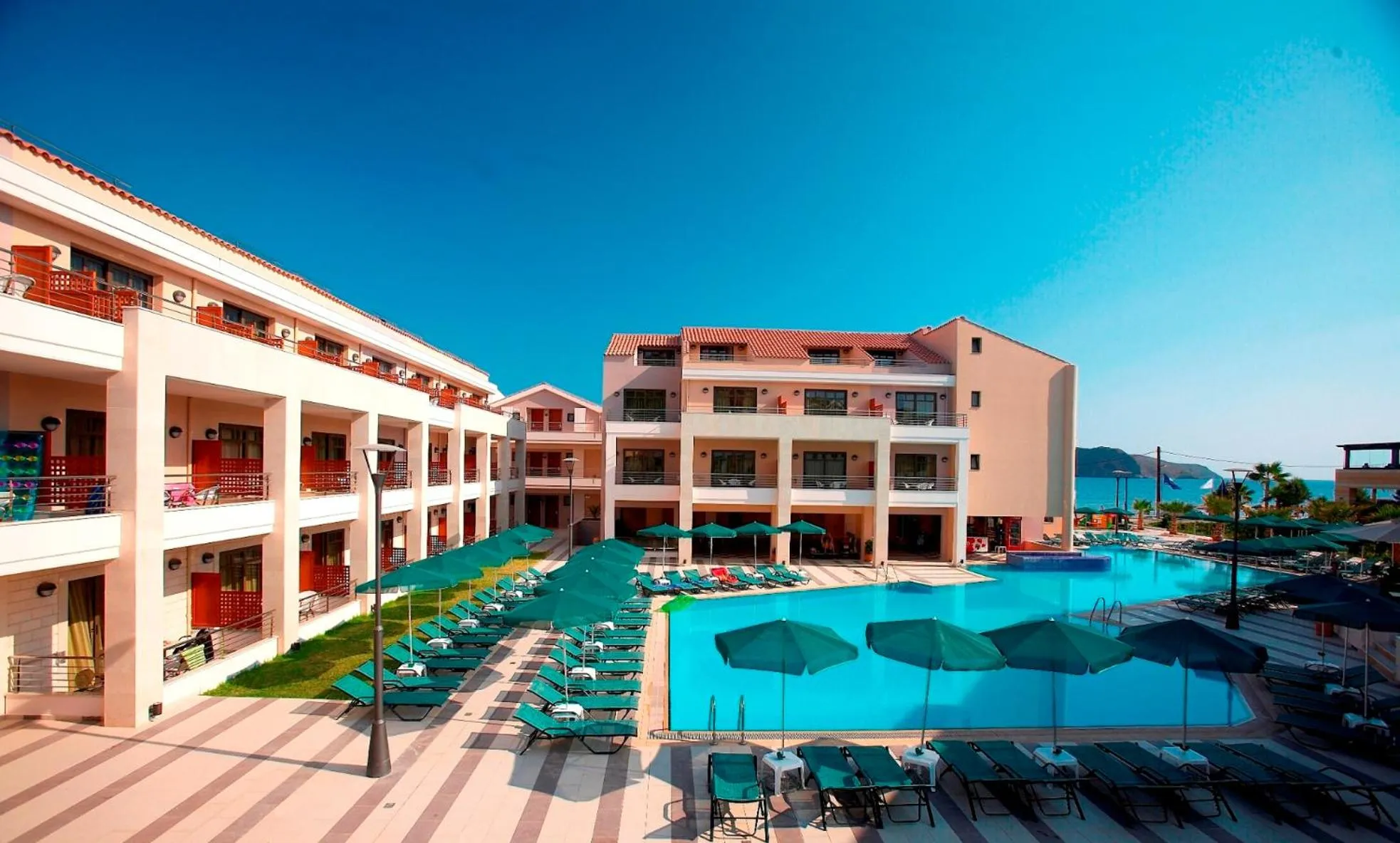 Swimming pool in Porto Platanias Beach Resort & Spa
