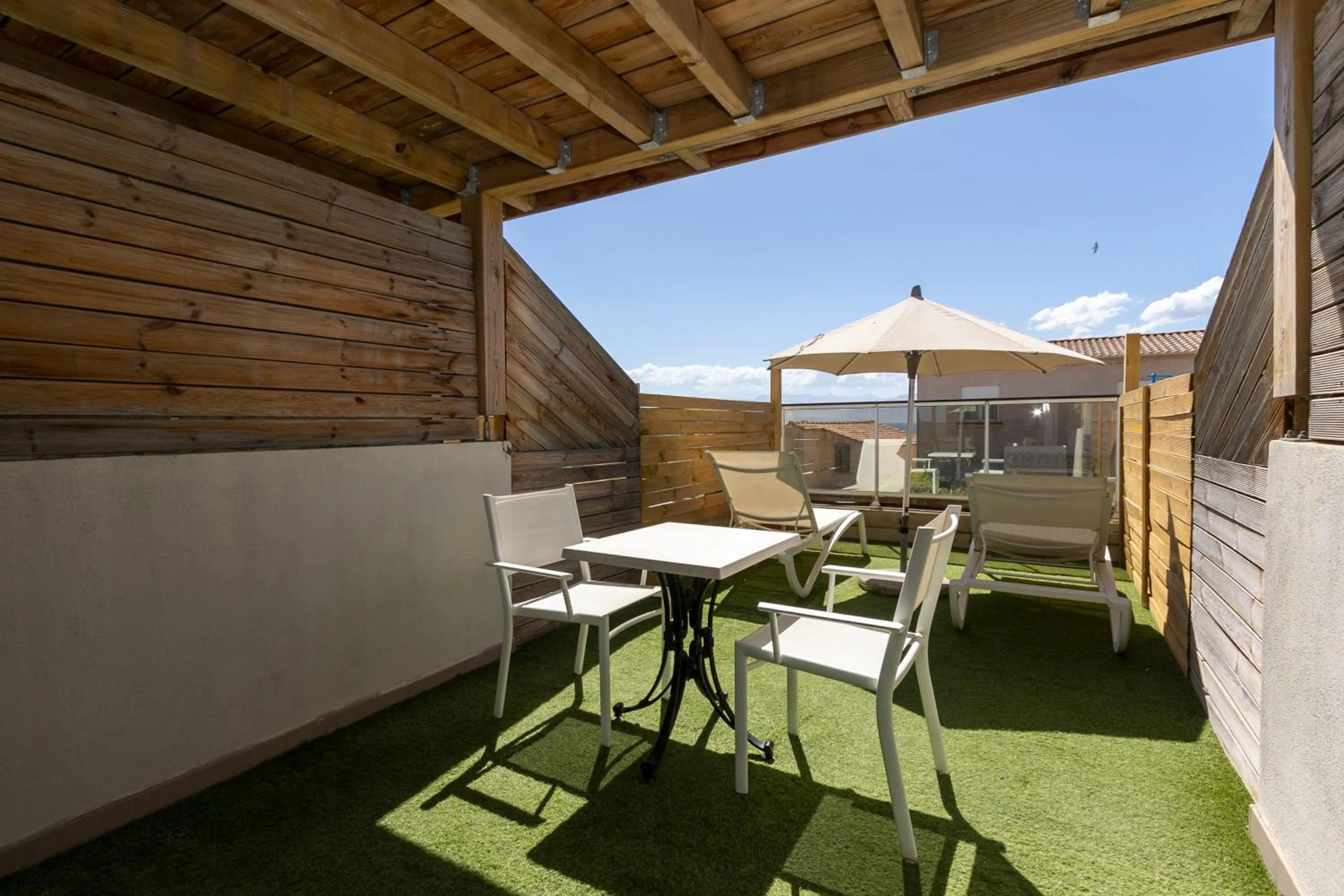 Patio in Auberge Kallisté - Eco Label