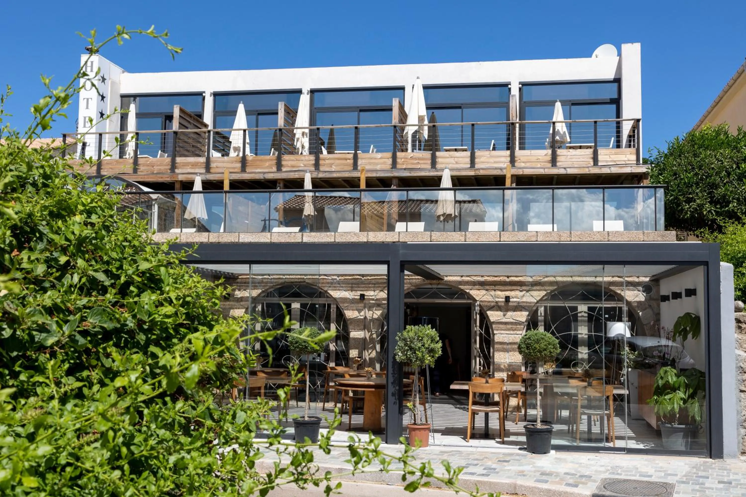 Patio in Auberge Kallisté - Eco Label