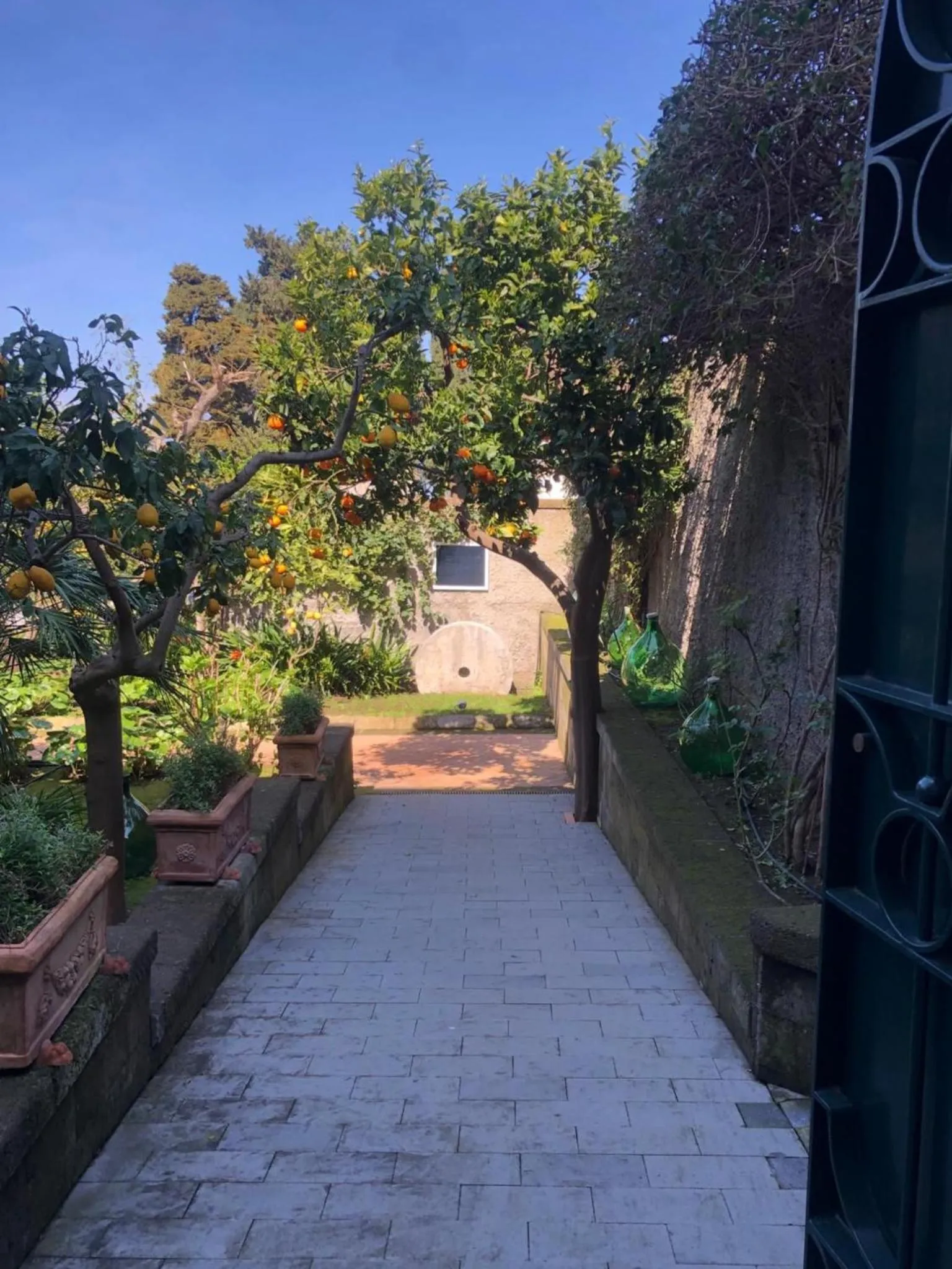 Facade/entrance in Suite Lidia B&B