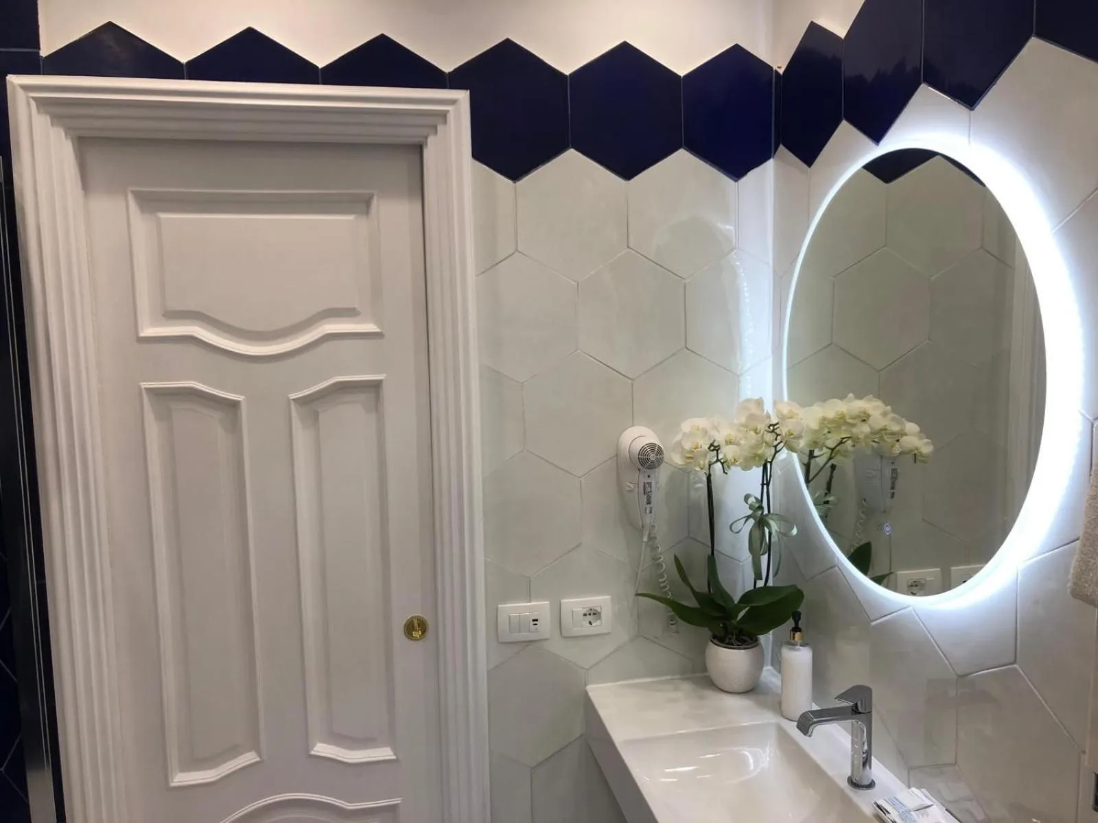 Bathroom in Suite Lidia B&B