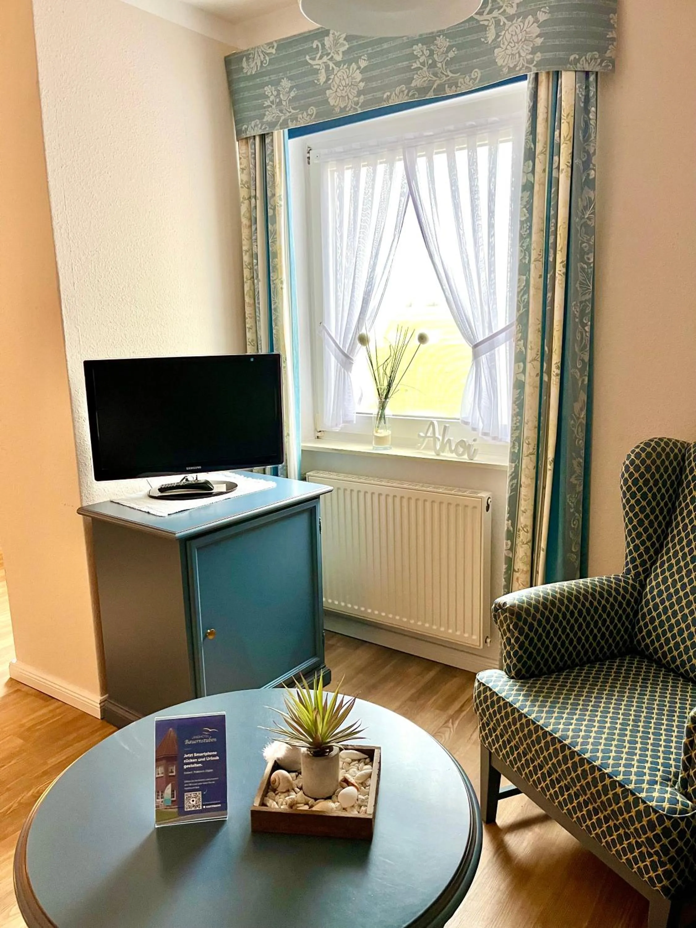 Photo of the whole room in Landhotel Esen