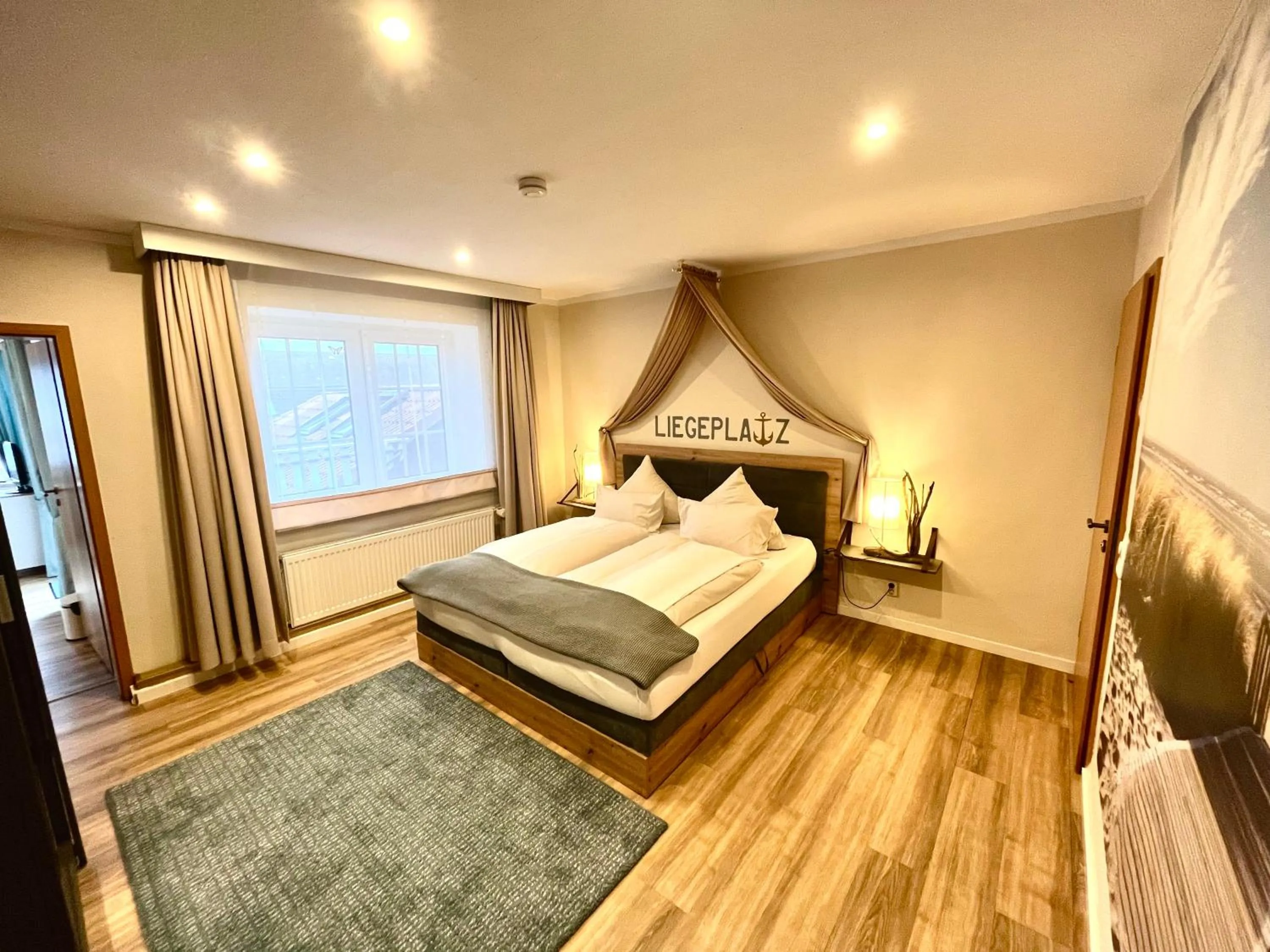 Bedroom, Bed in Landhotel Esen