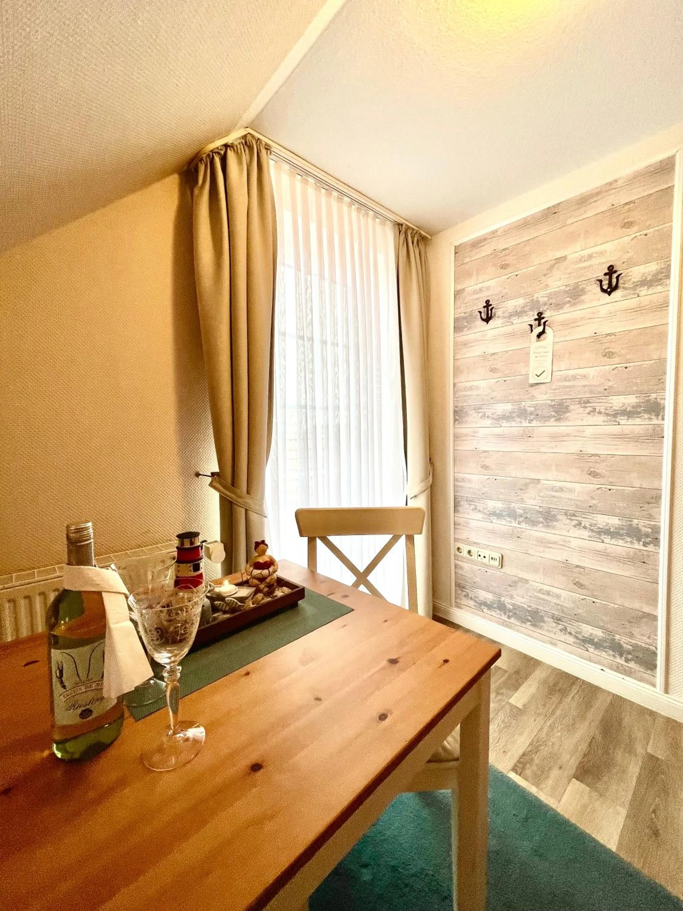 Photo of the whole room in Landhotel Esen