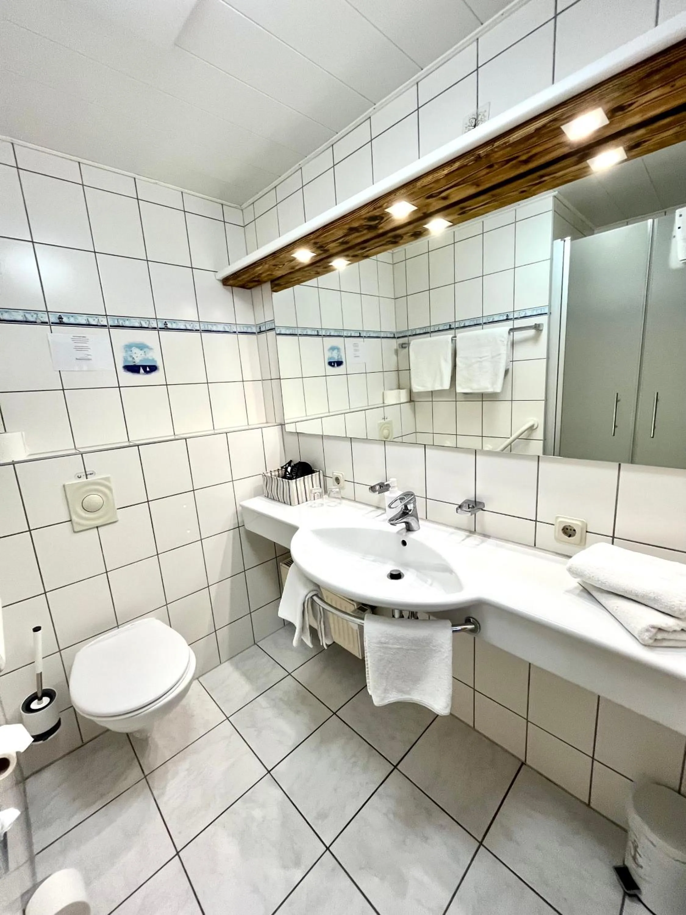 Bathroom in Landhotel Esen