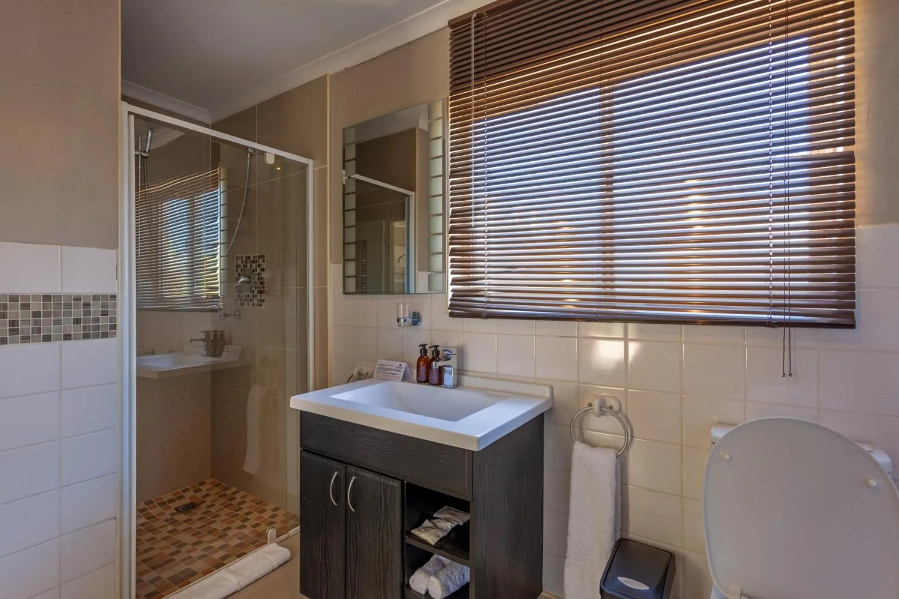 Shower in Inverdoorn Game Reserve Lodge