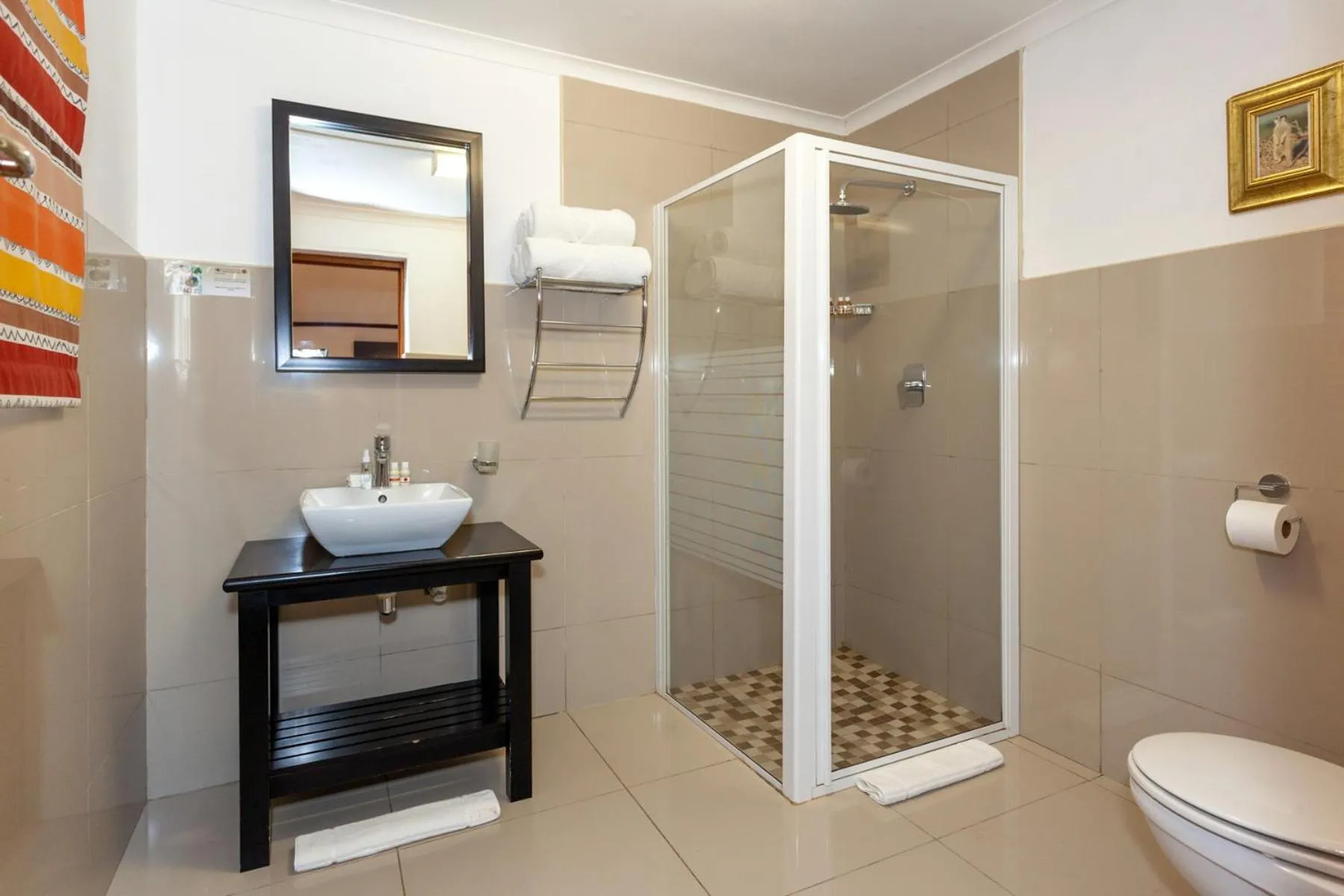 Shower in Inverdoorn Game Reserve Lodge