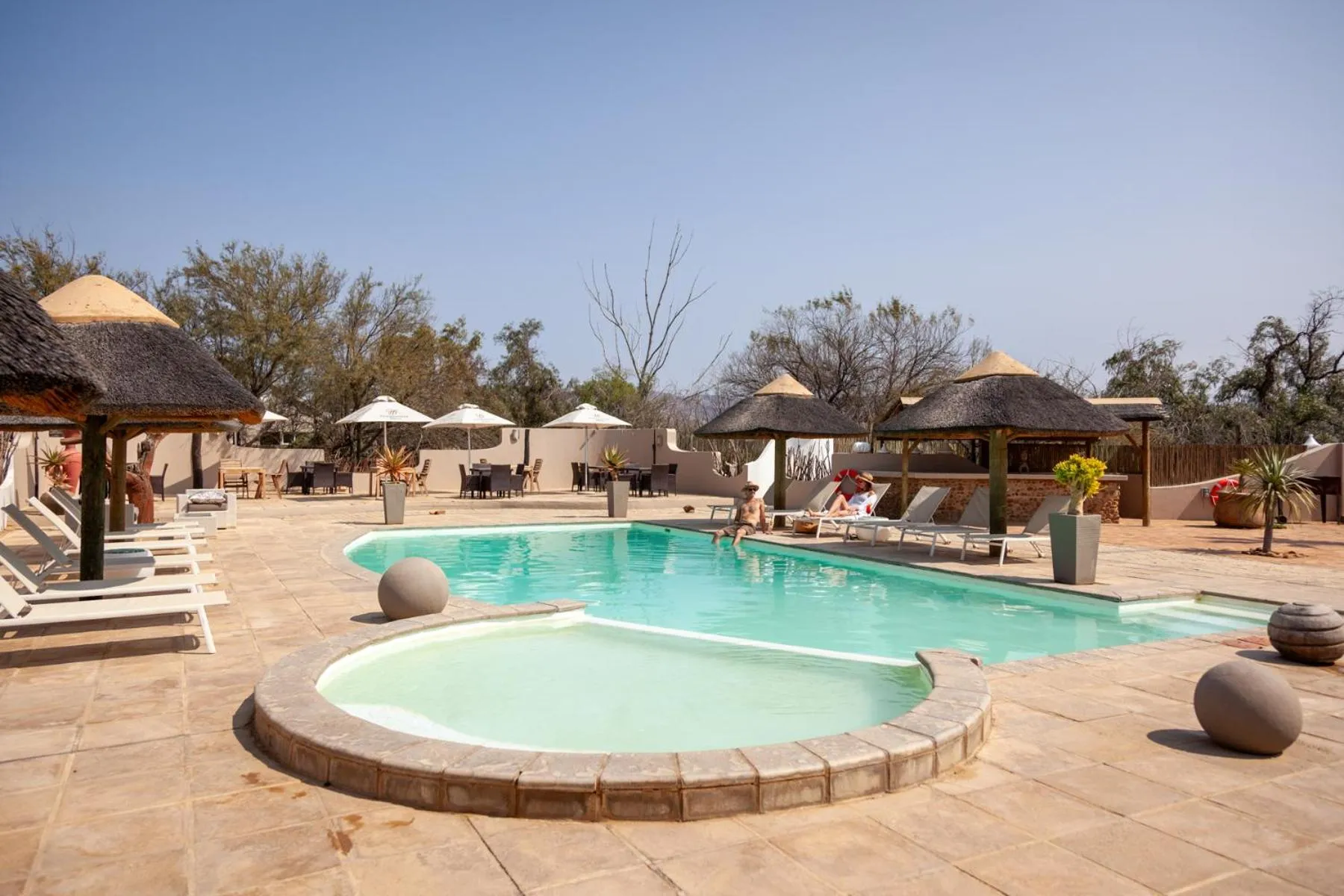 Swimming pool in Inverdoorn Game Reserve Lodge
