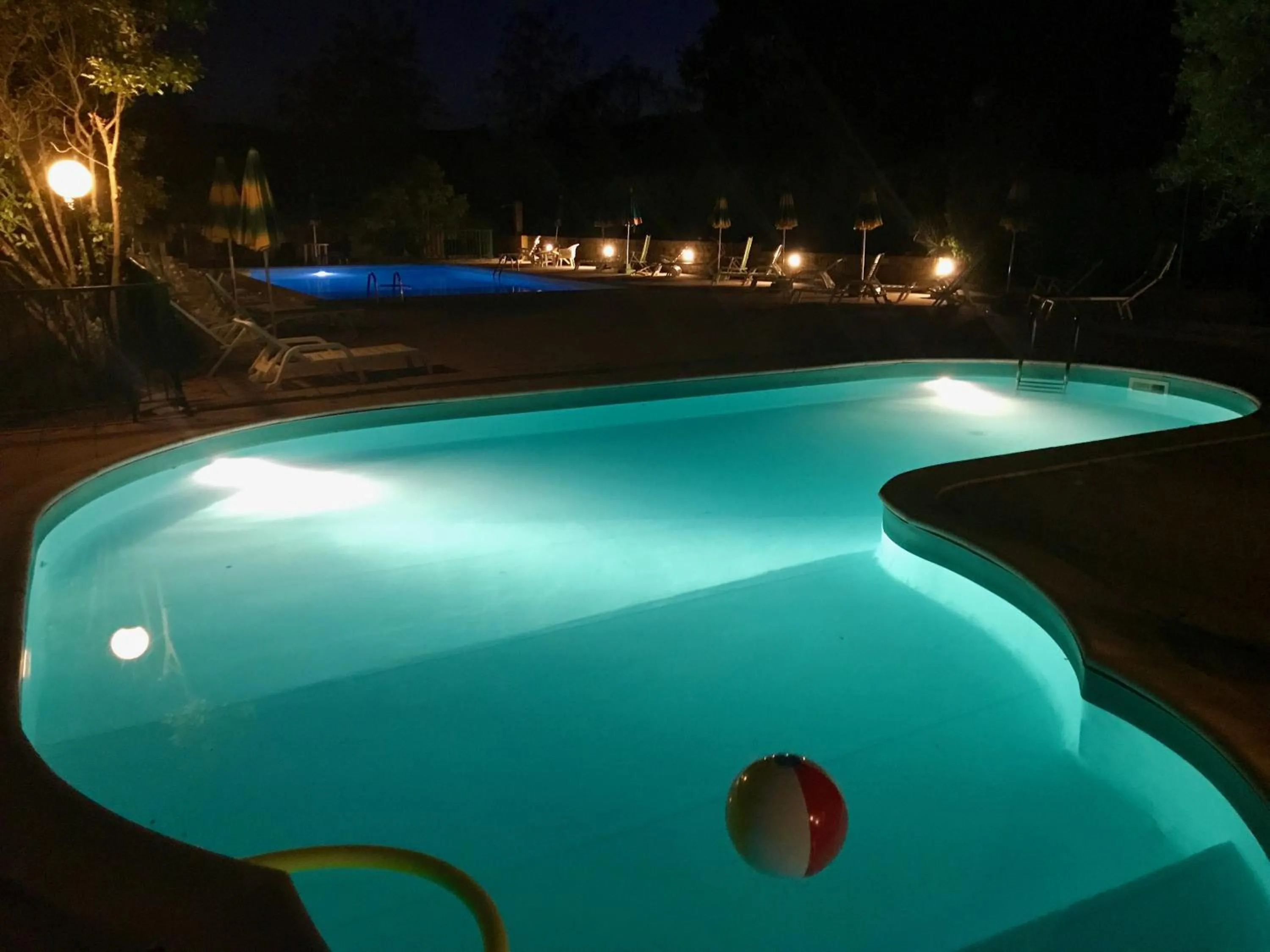 Pool view in Castello Cortevecchio