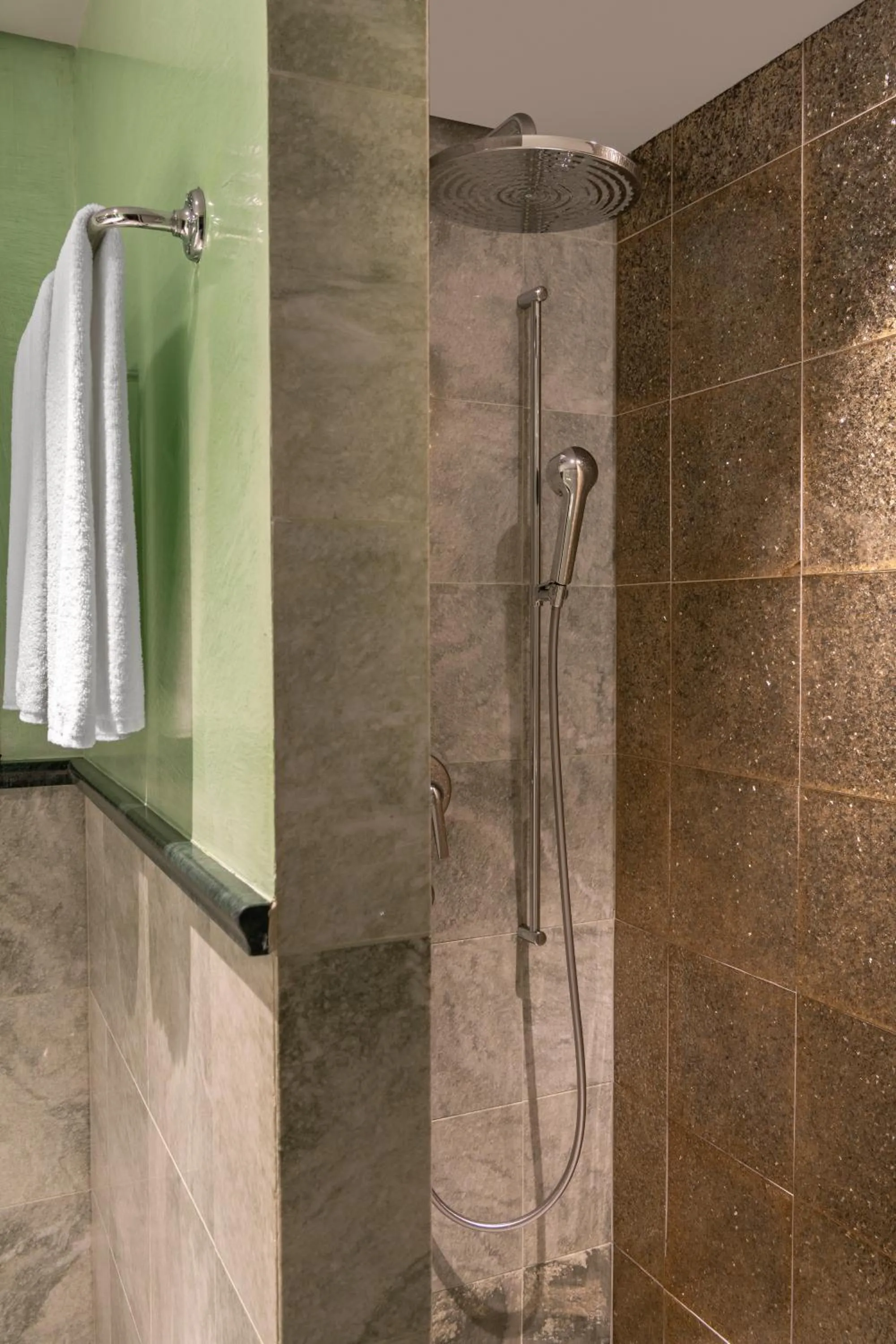 Bathroom in Hotel Eden Roc - The Leading Hotels of the World