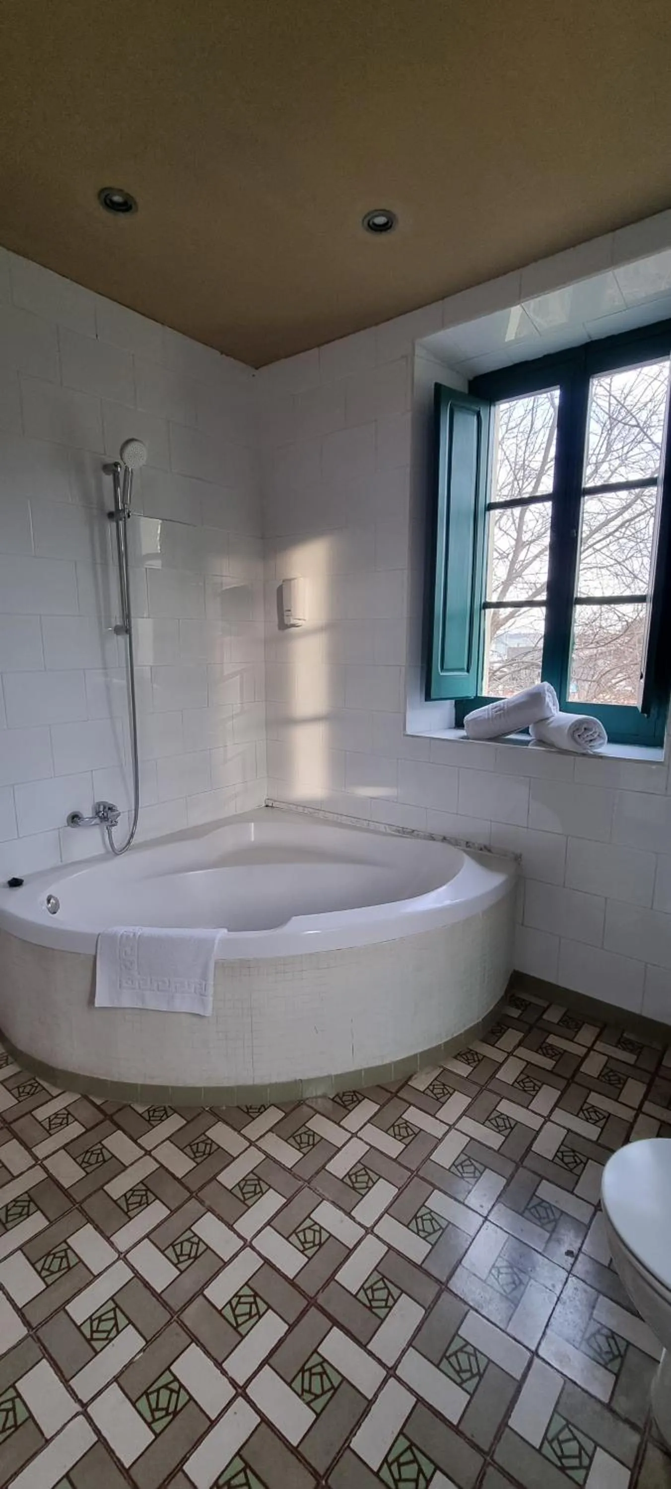 Bathroom in Els Jardins De La Martana