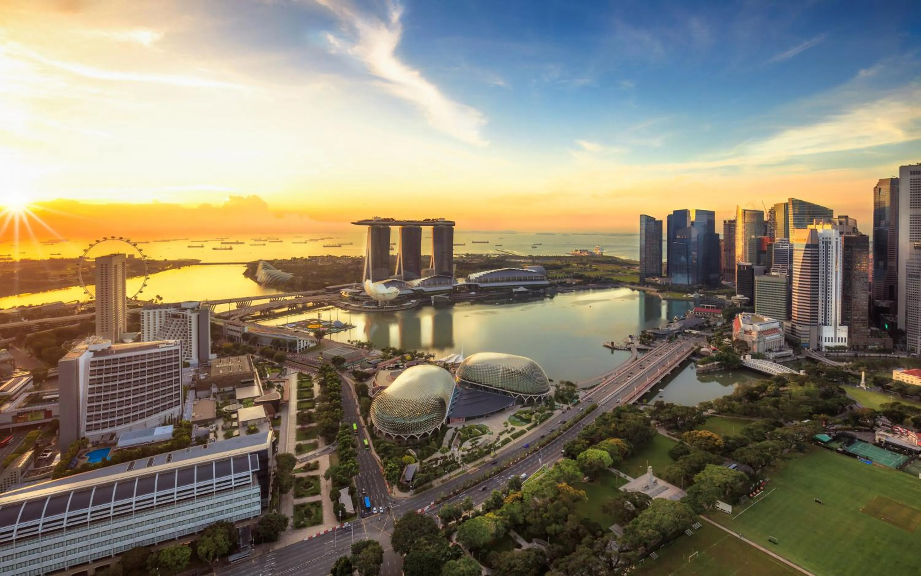 Sea view in Swissotel The Stamford Singapore