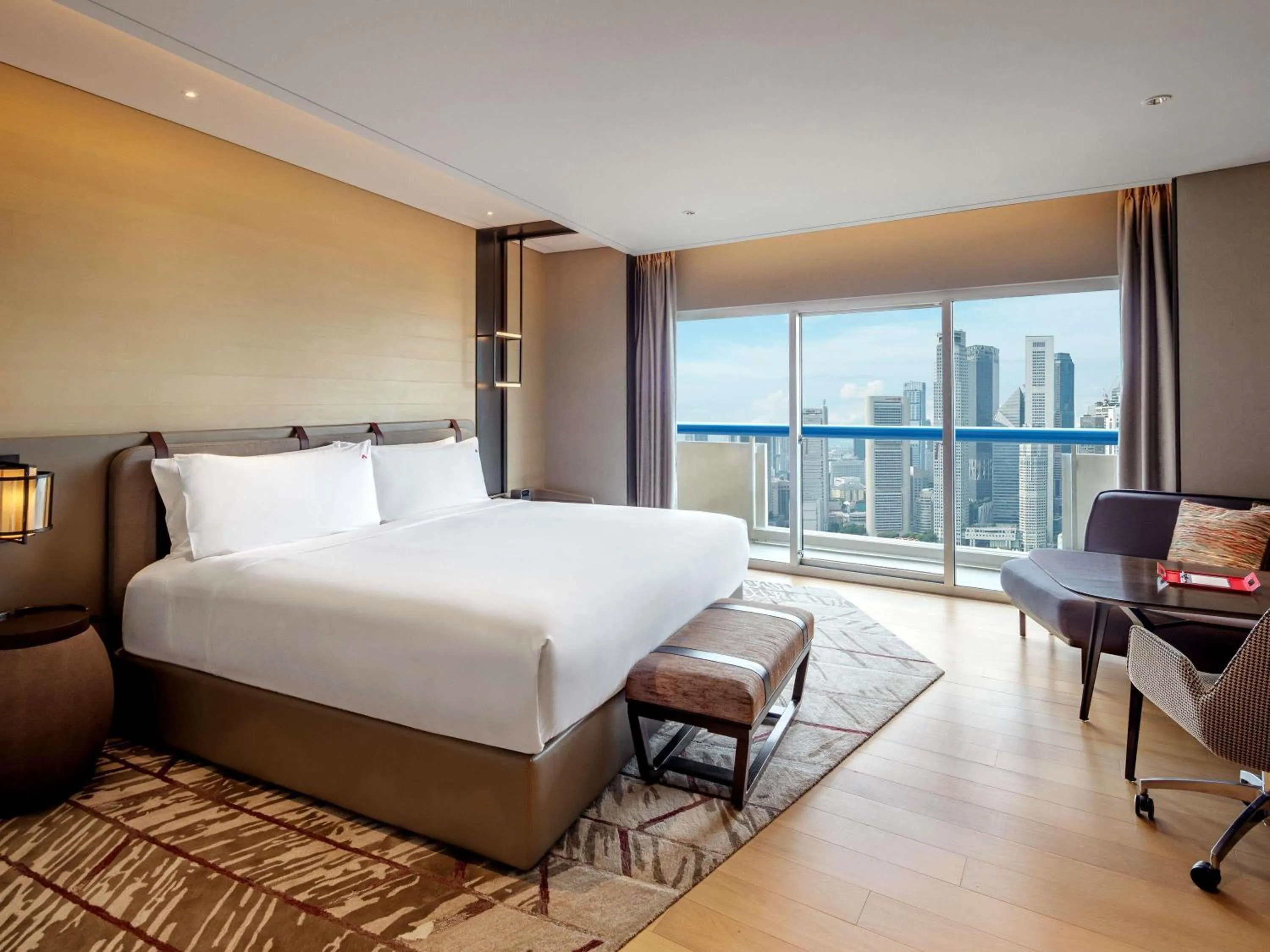 Bedroom, Bed in Swissotel The Stamford Singapore