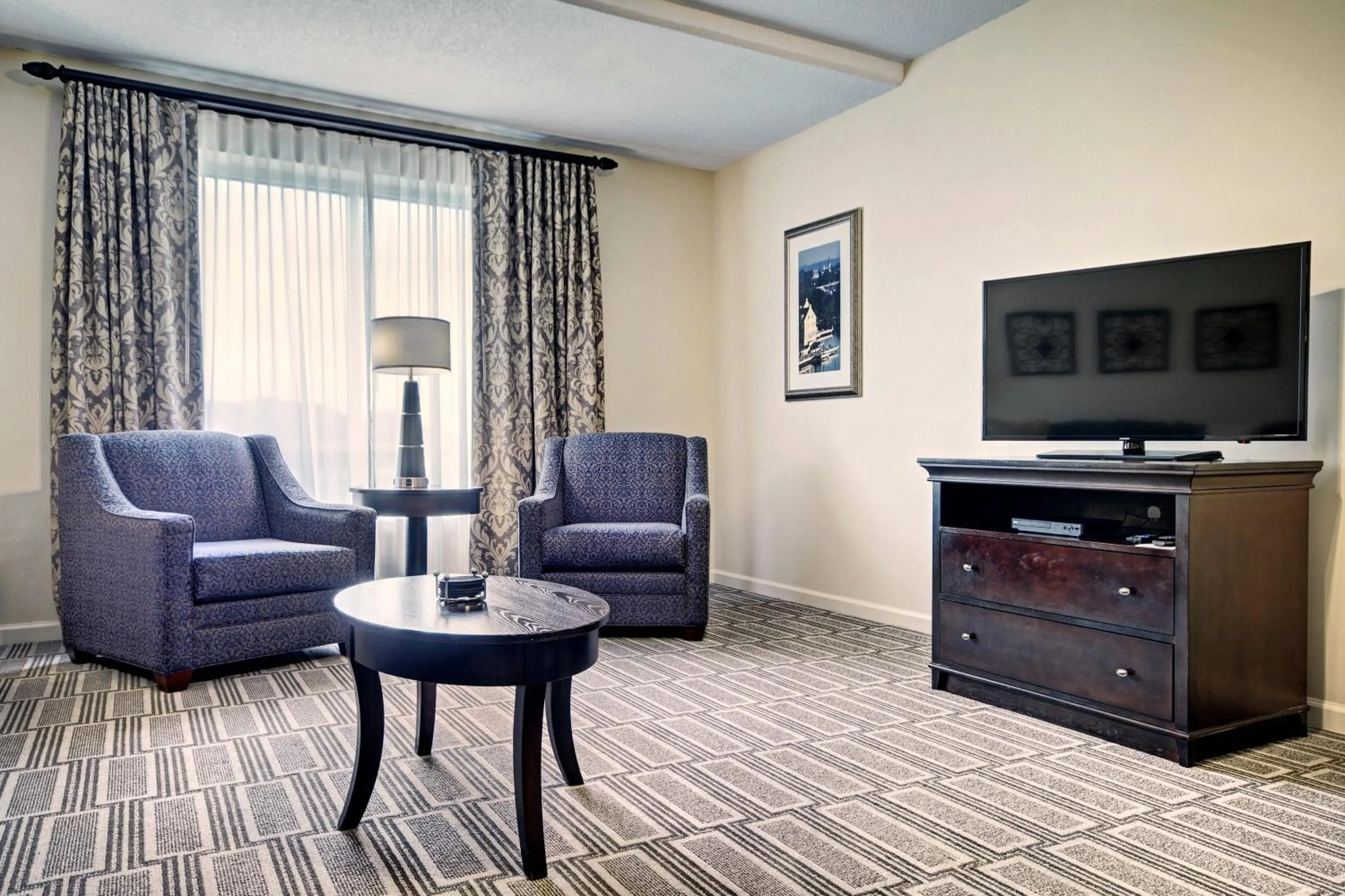 Living room in Club Wyndham Old Town Alexandria