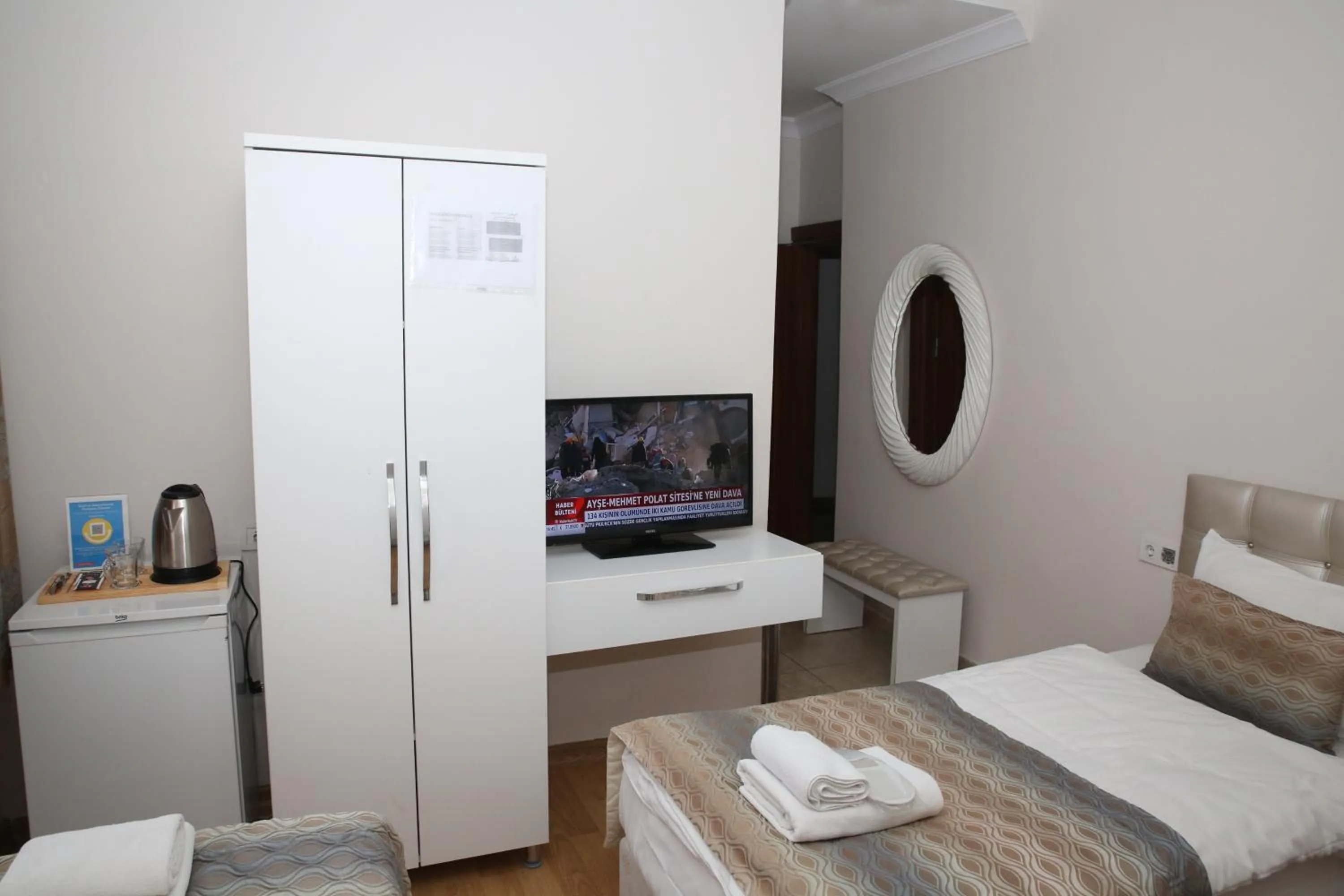 Photo of the whole room, Bed in Rosalie Palace Hotel