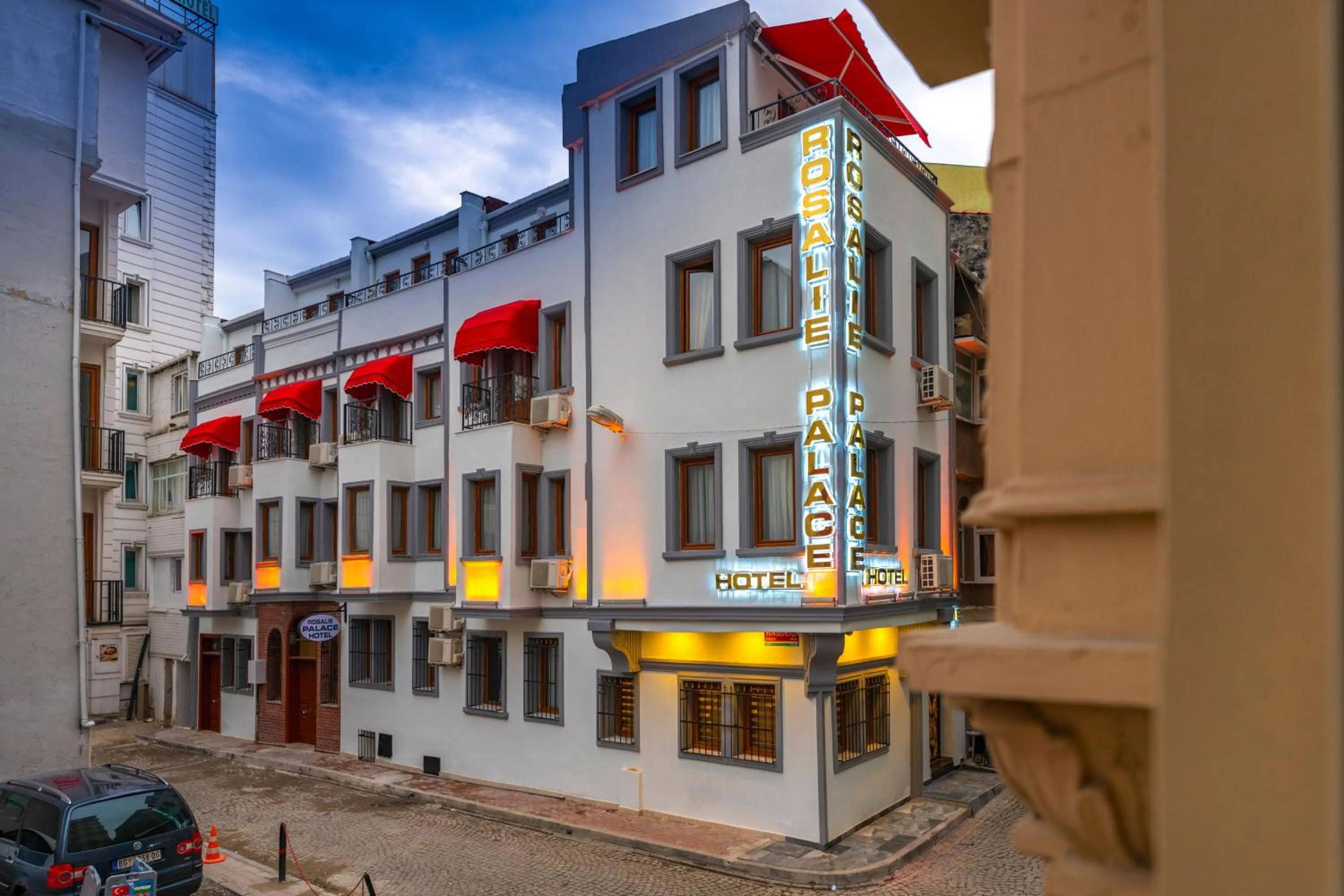 Facade/entrance in Rosalie Palace Hotel