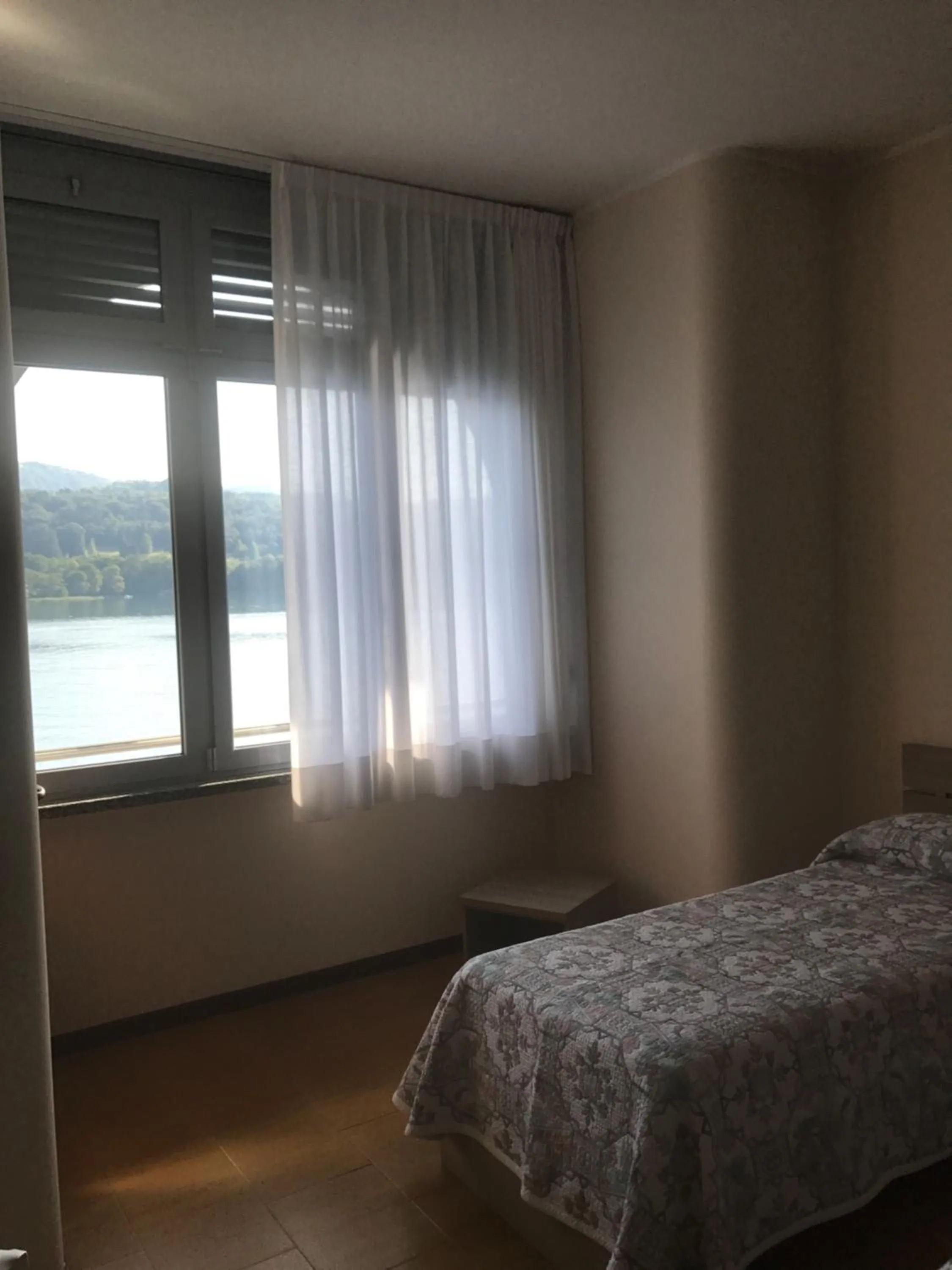 Photo of the whole room in B&B Notte sul Lago