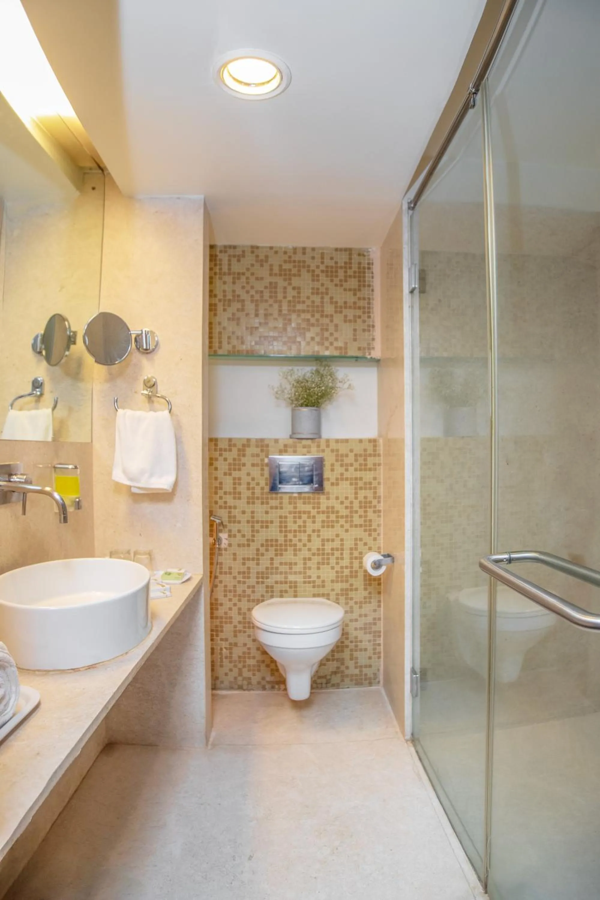 Bathroom in Monarch Luxur - Infantry Road