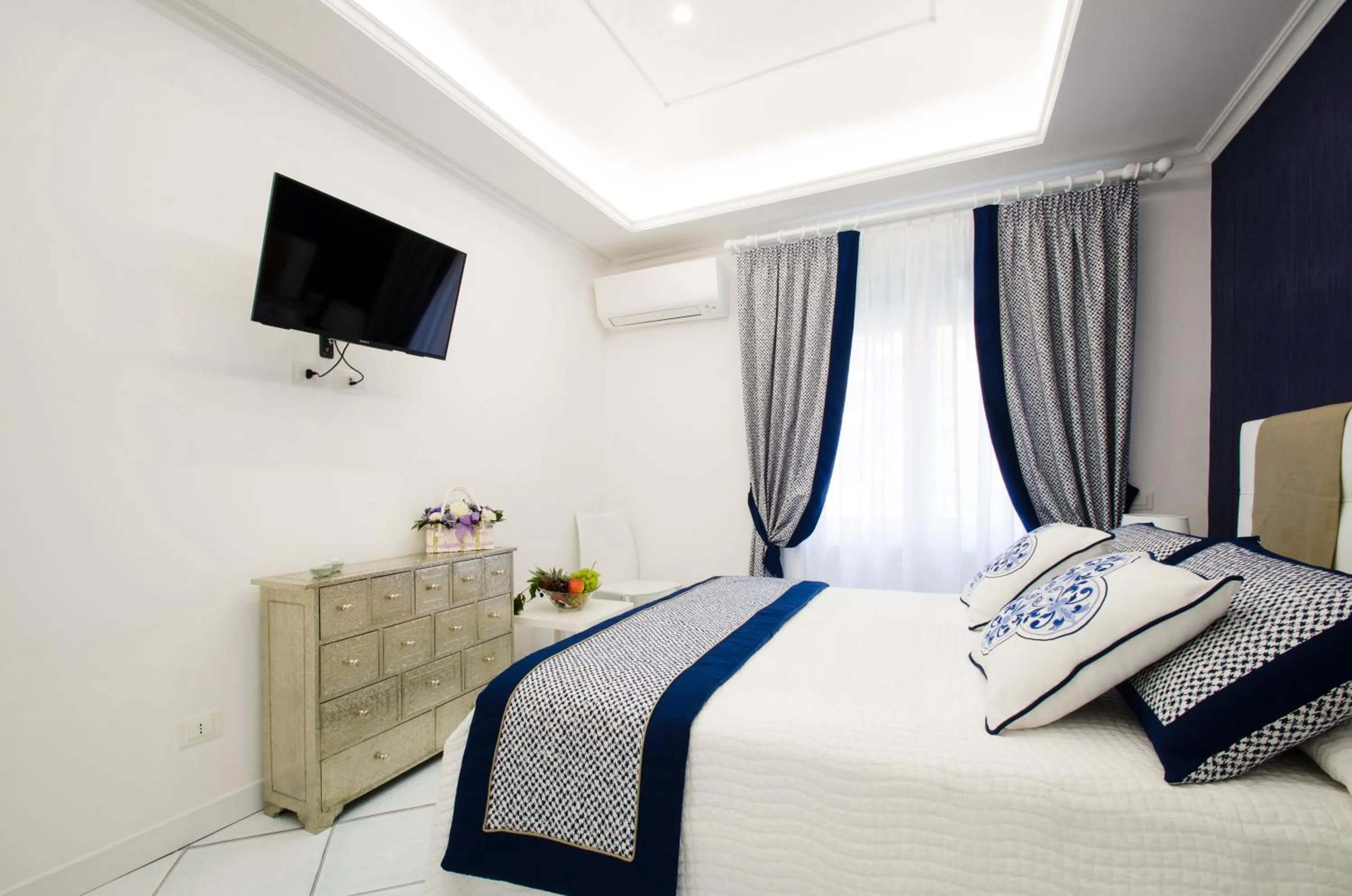 Photo of the whole room, Bed in B&B Maiori Luxury