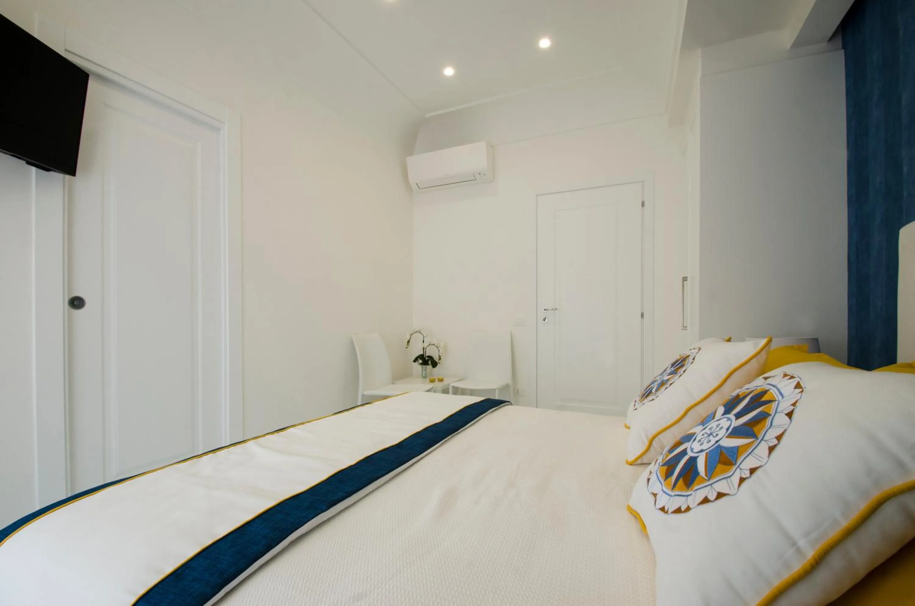 Decorative detail, Bed in B&B Maiori Luxury