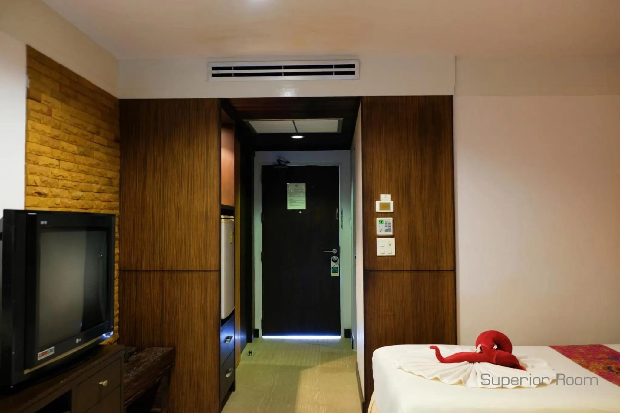 Bed in Ananda Lanta Resort - SHA Extra Plus