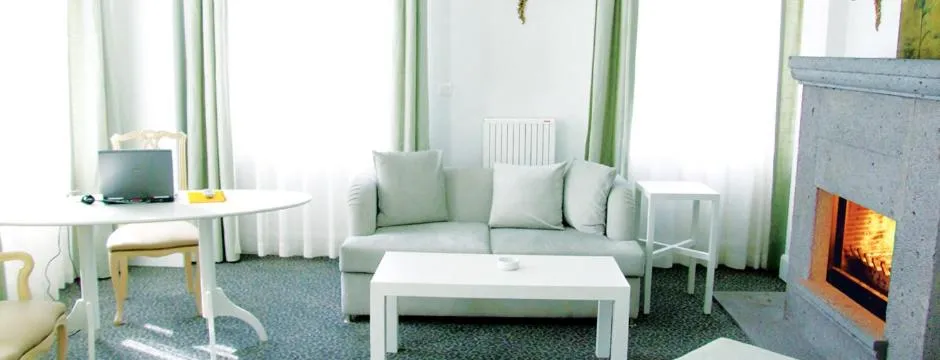 Living room in Kar's Hotel