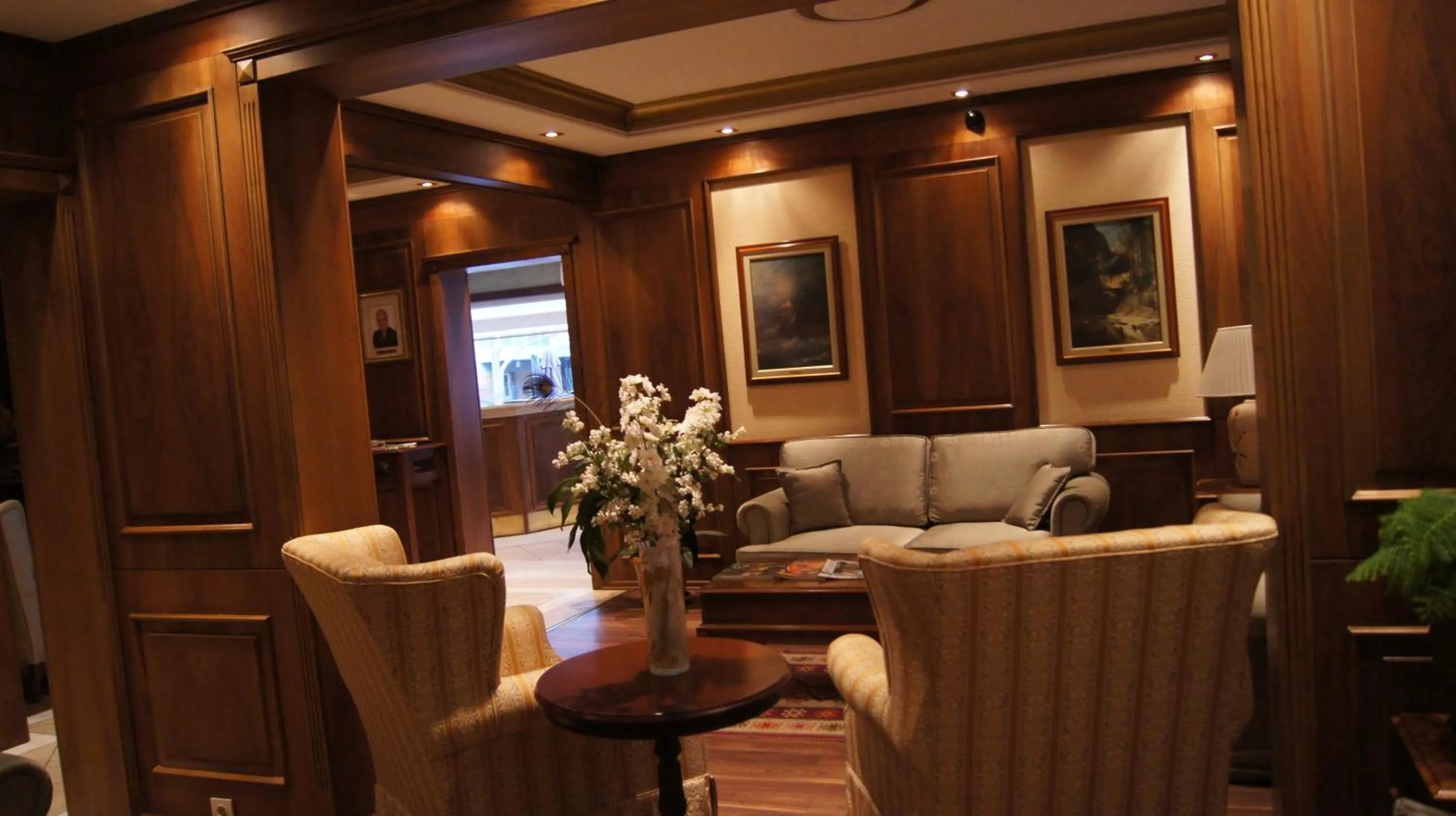 Seating area in Elit Palas Hotel