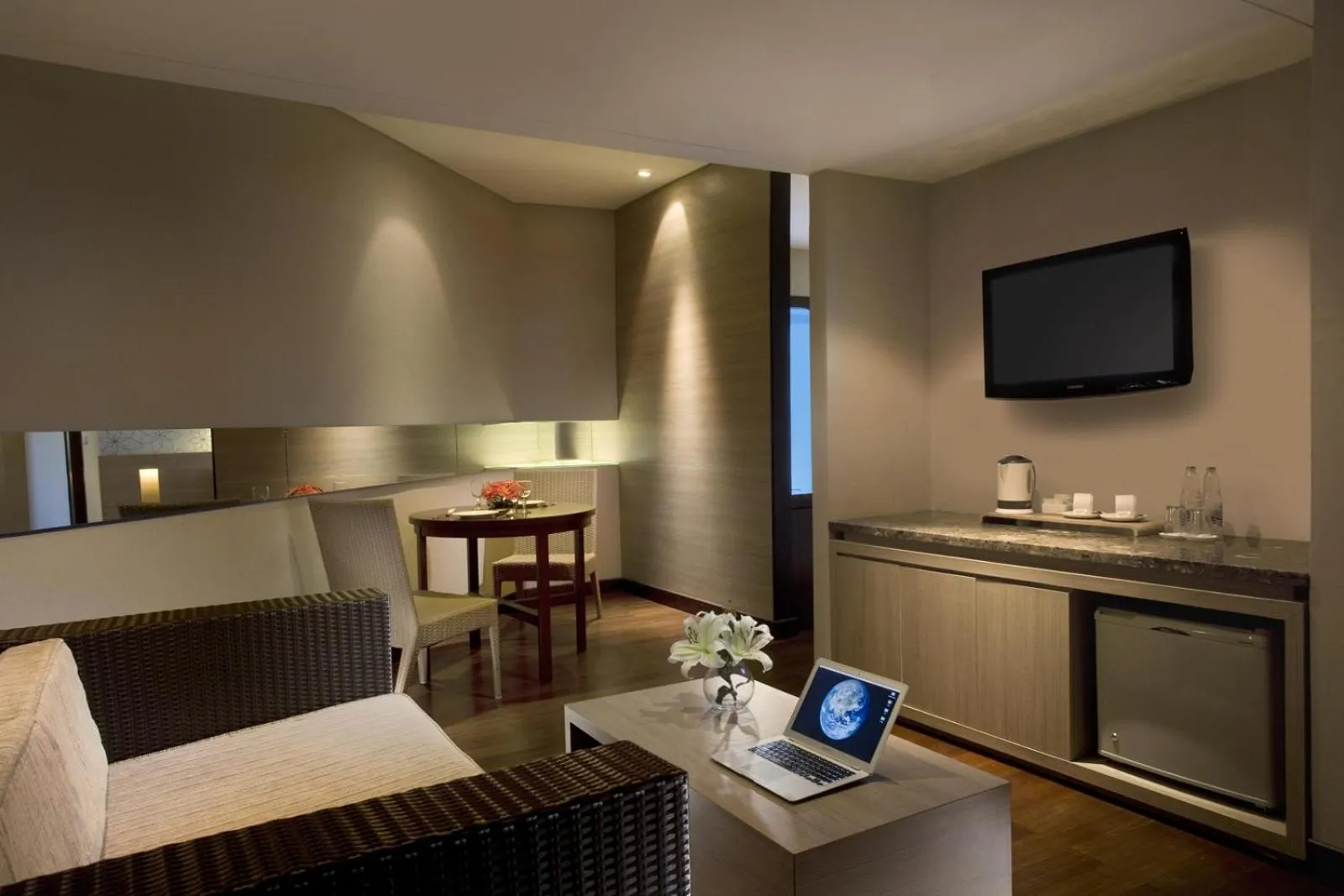 Living room in Hotel Santika Bandung