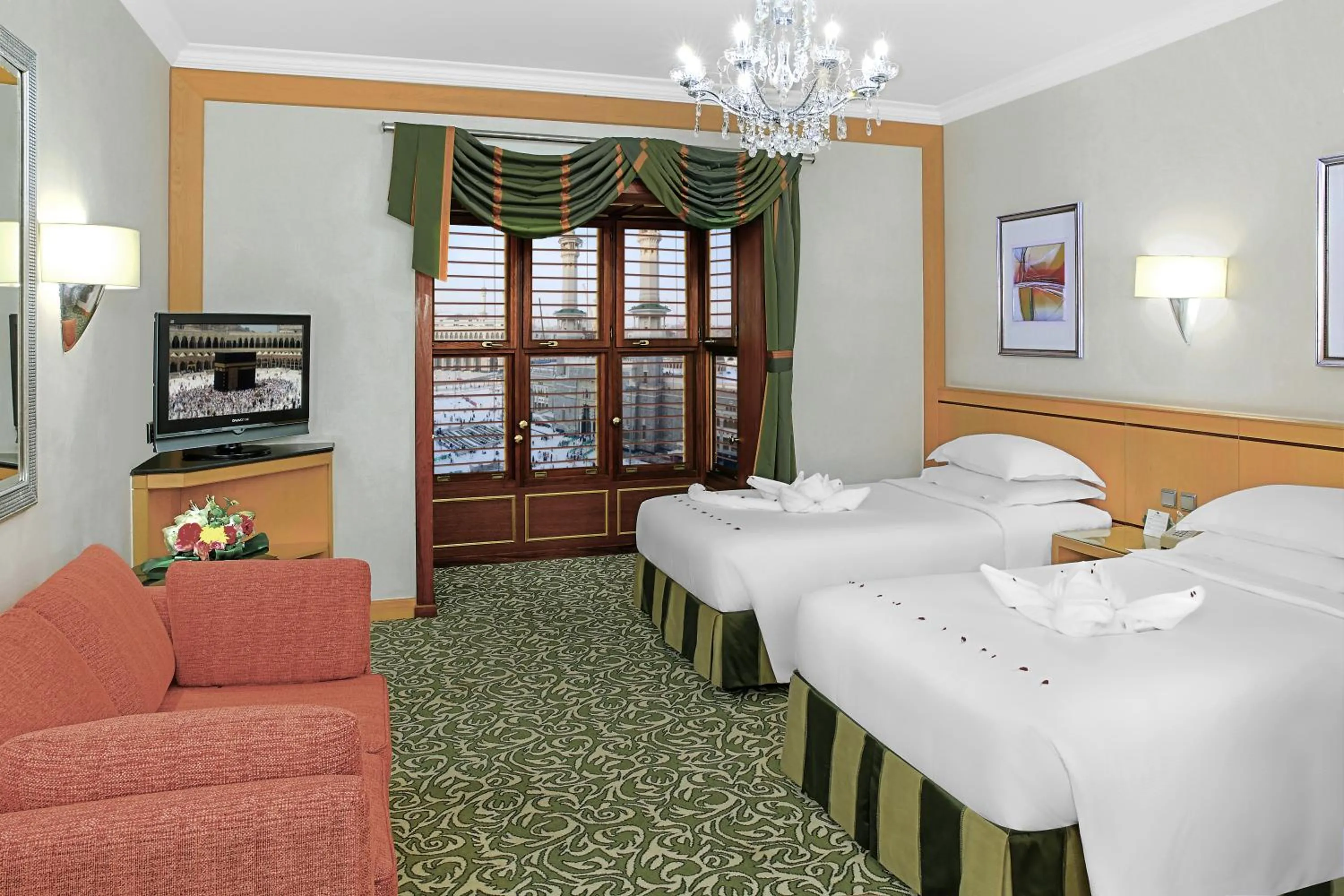 Bedroom, Bed in Makkah Towers