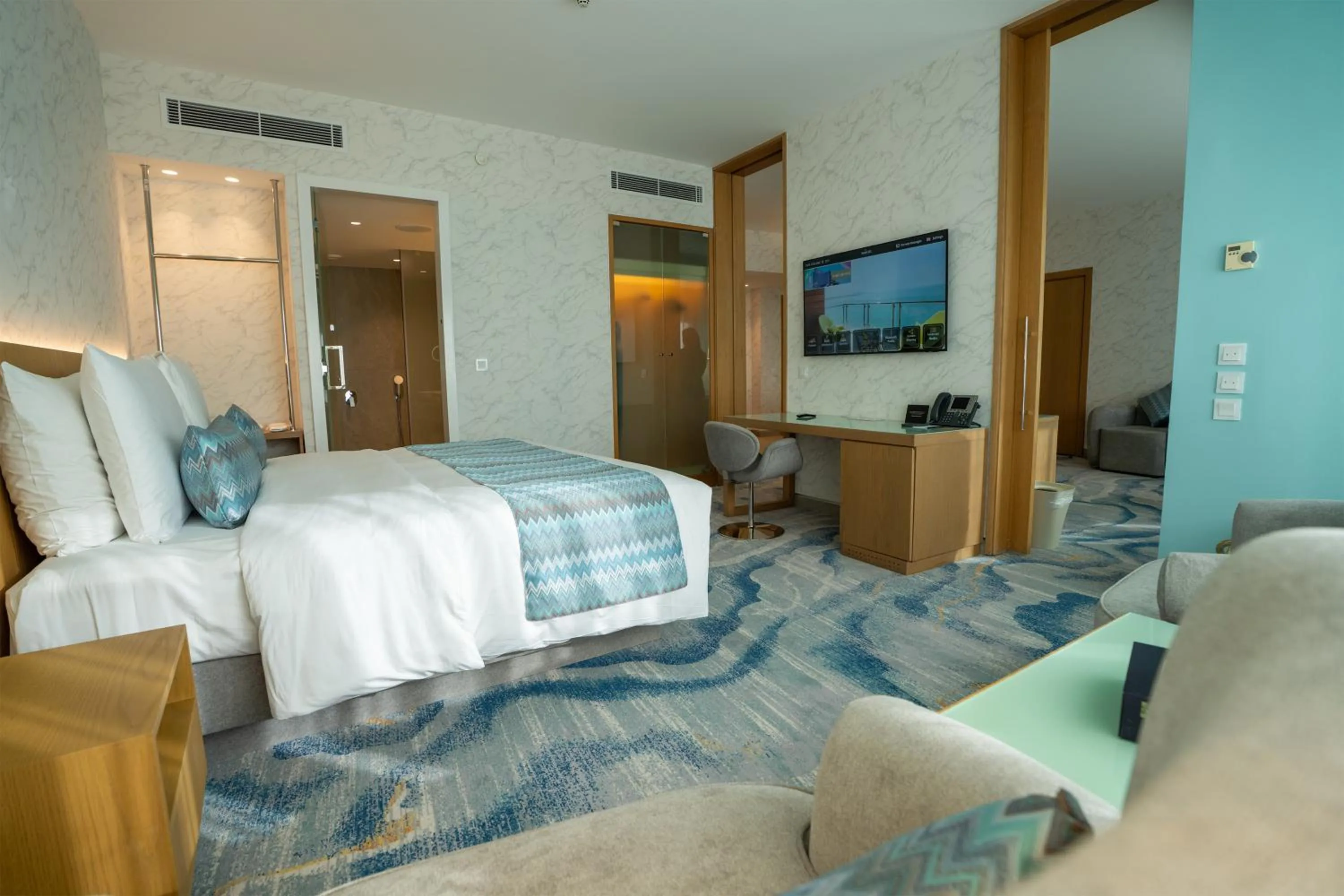 Photo of the whole room, Bed in Symphony Style Hotel Kuwait