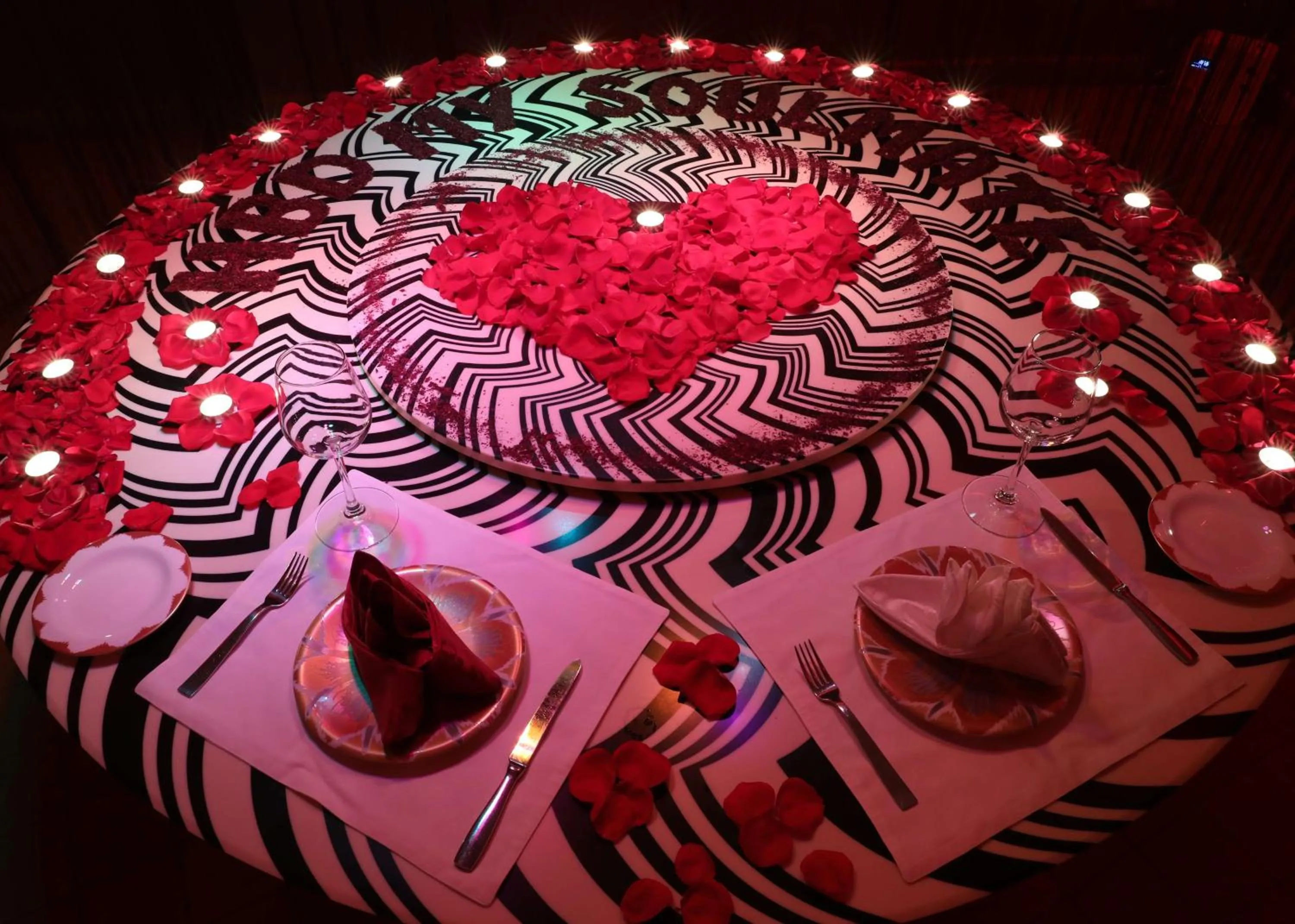 Restaurant/places to eat in Symphony Style Hotel Kuwait