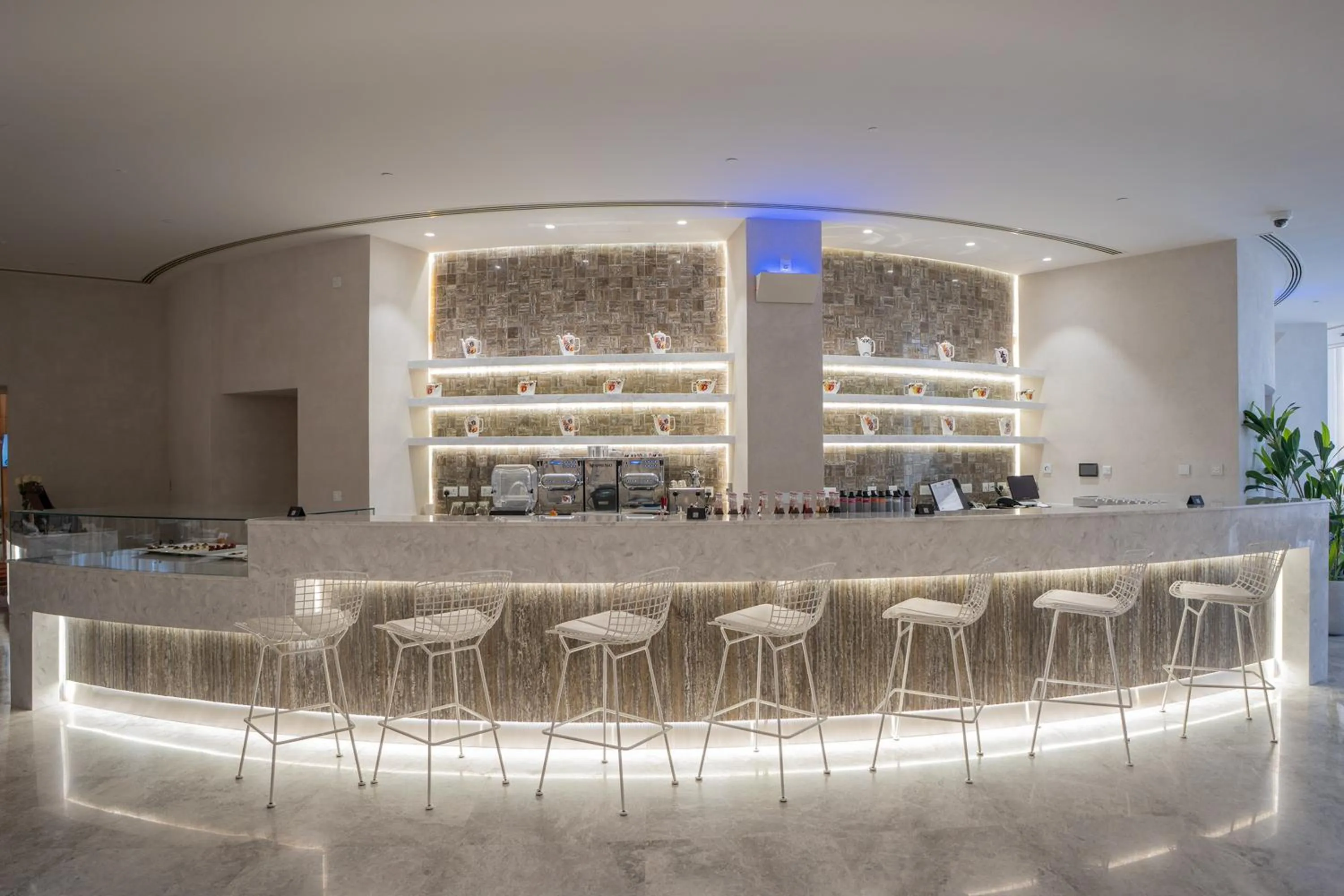 Restaurant/places to eat in Symphony Style Hotel Kuwait