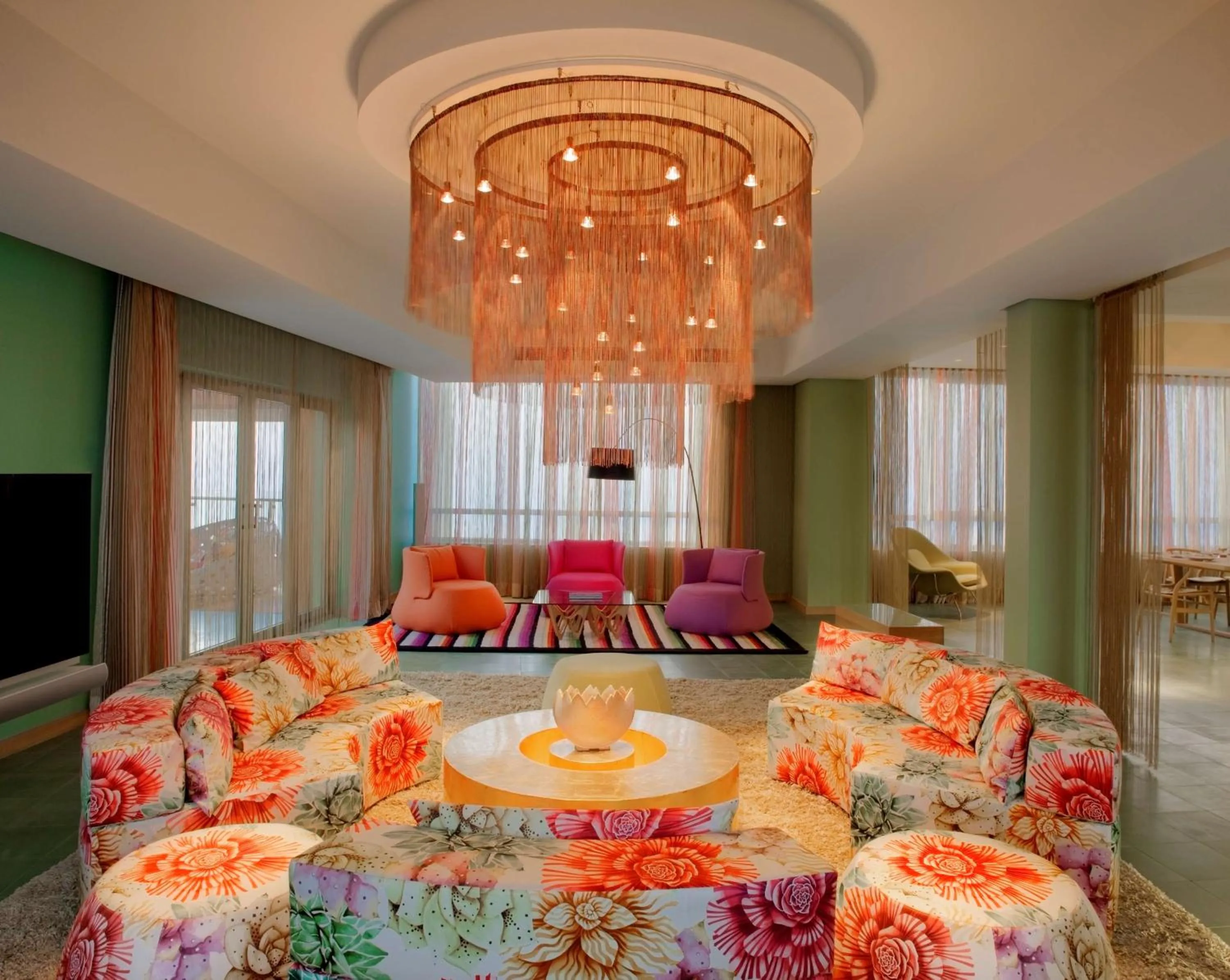 Photo of the whole room, Bed in Symphony Style Hotel Kuwait