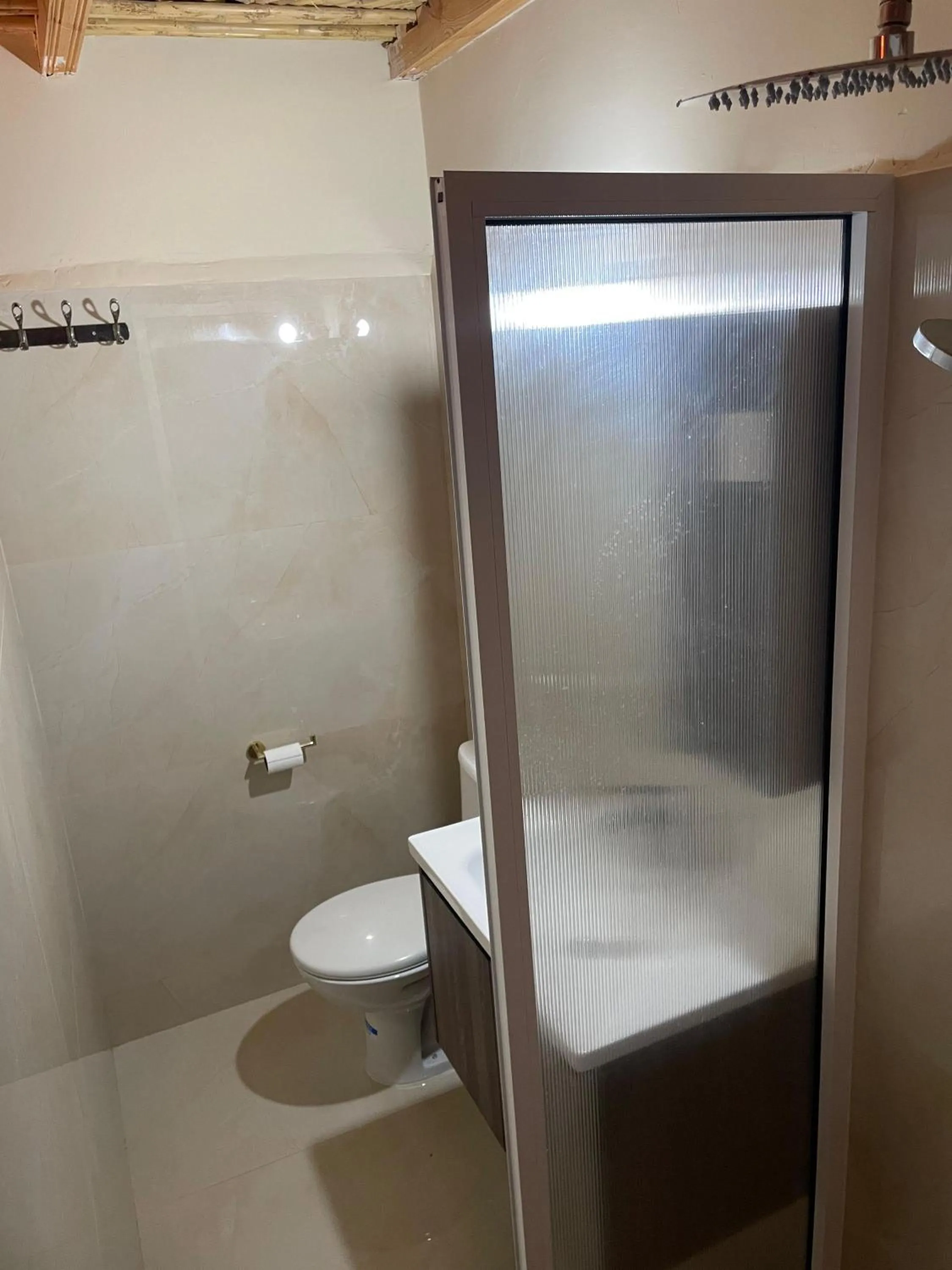 Shower in Bassatine Skoura