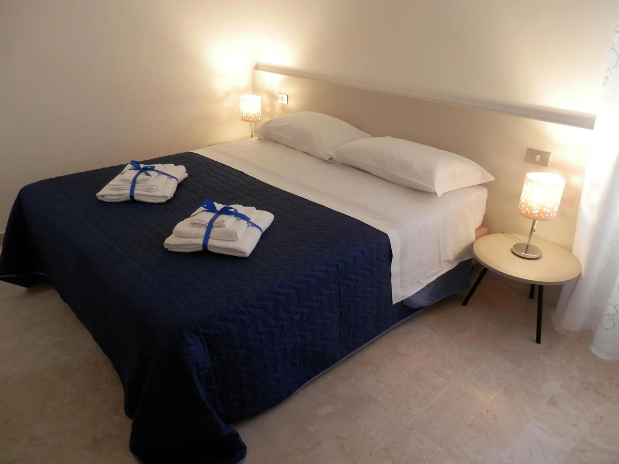 Photo of the whole room in Corsaro B&B