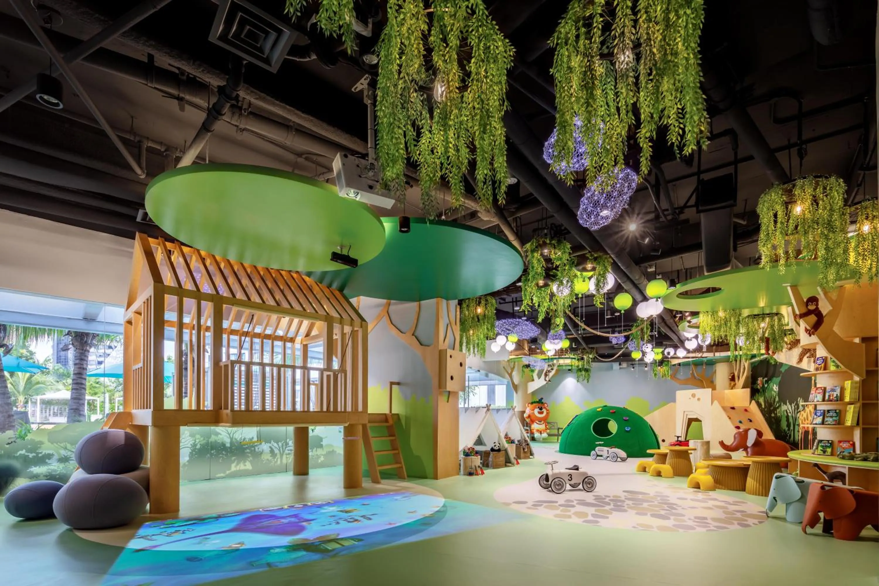 Children play ground in Pan Pacific Singapore