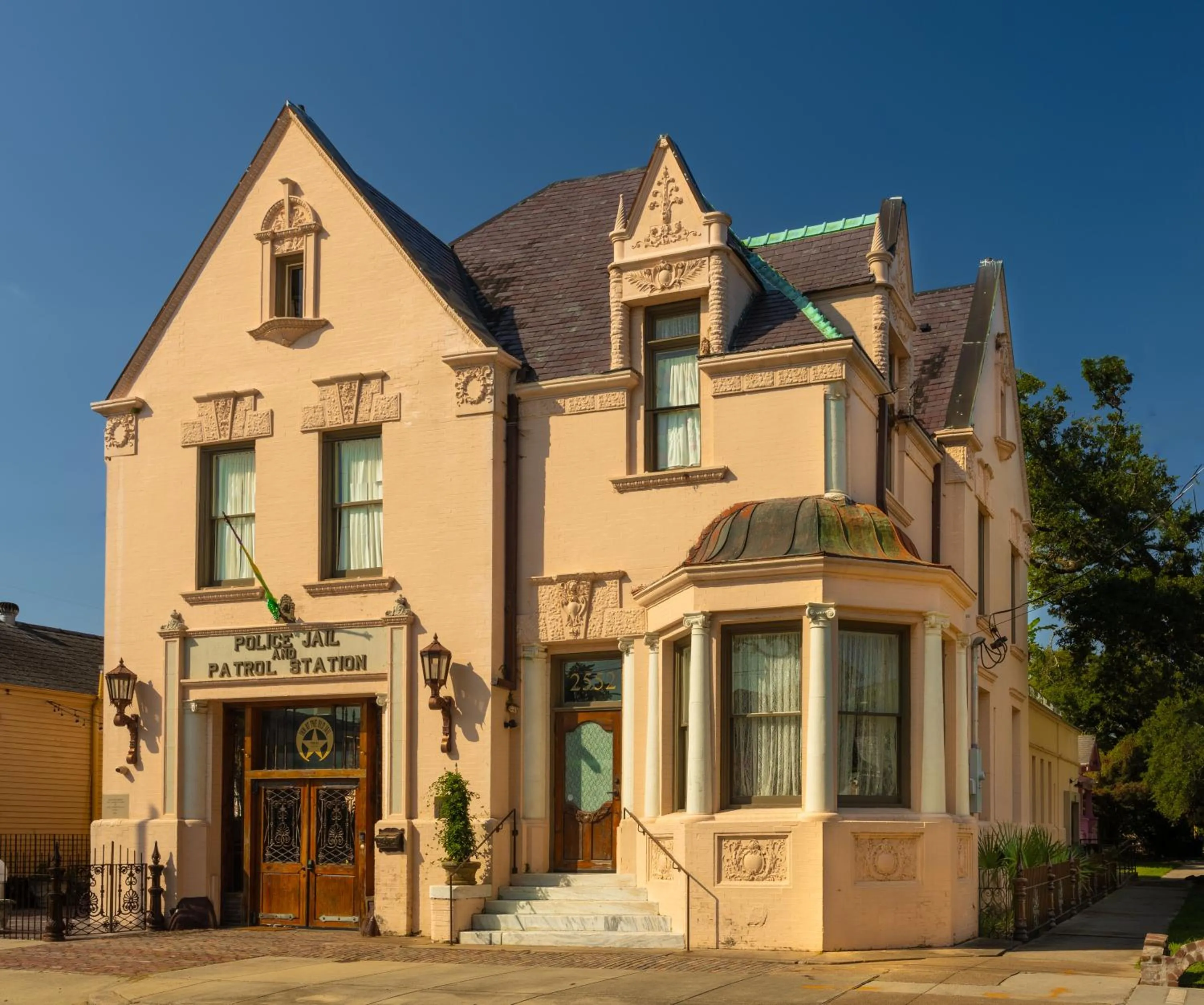 Property building in Inn at the Old Jail