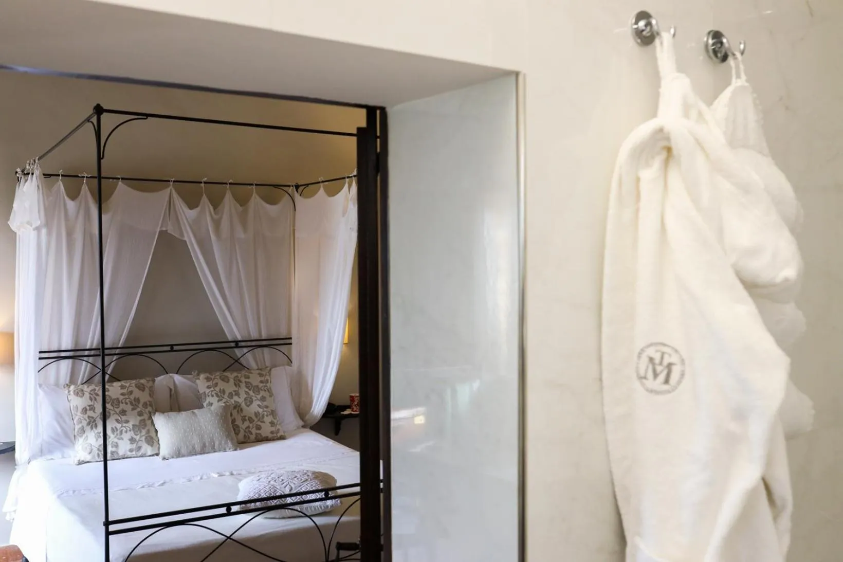 Bed in Tenuta Monacelli Lecce