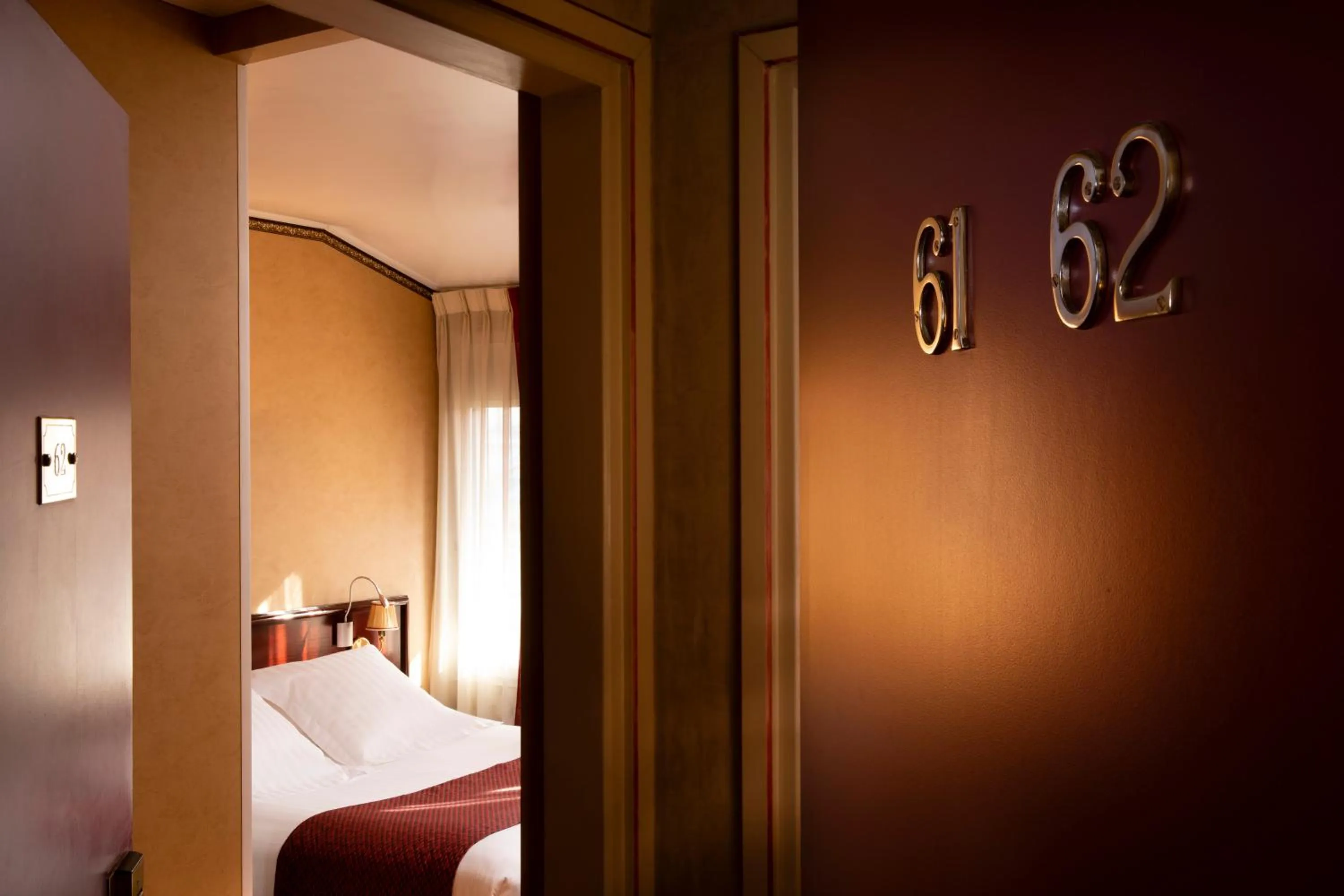 Bedroom, Bed in Hotel Britannique