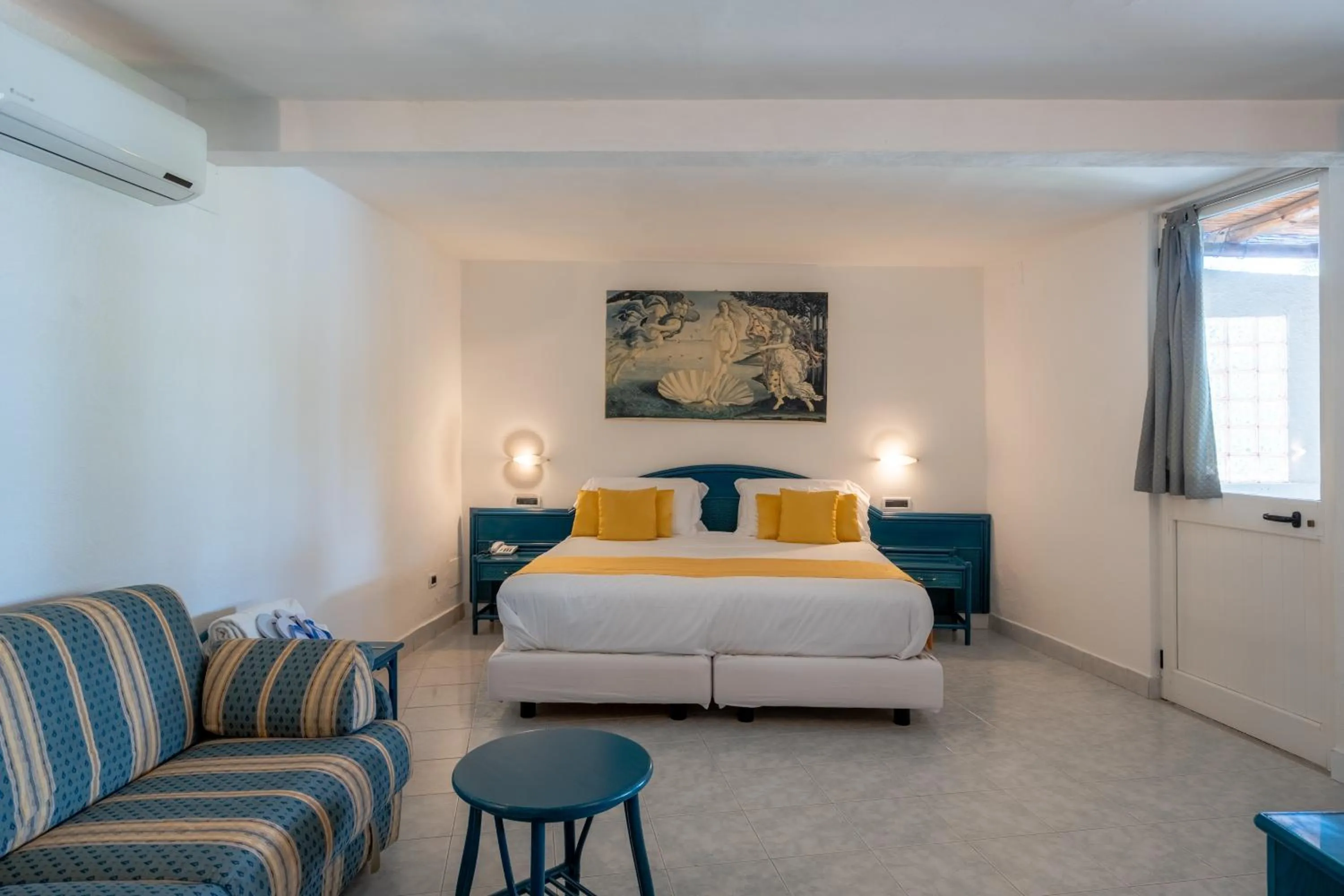 Photo of the whole room, Bed in Borgo Romantica - Resort & Spa