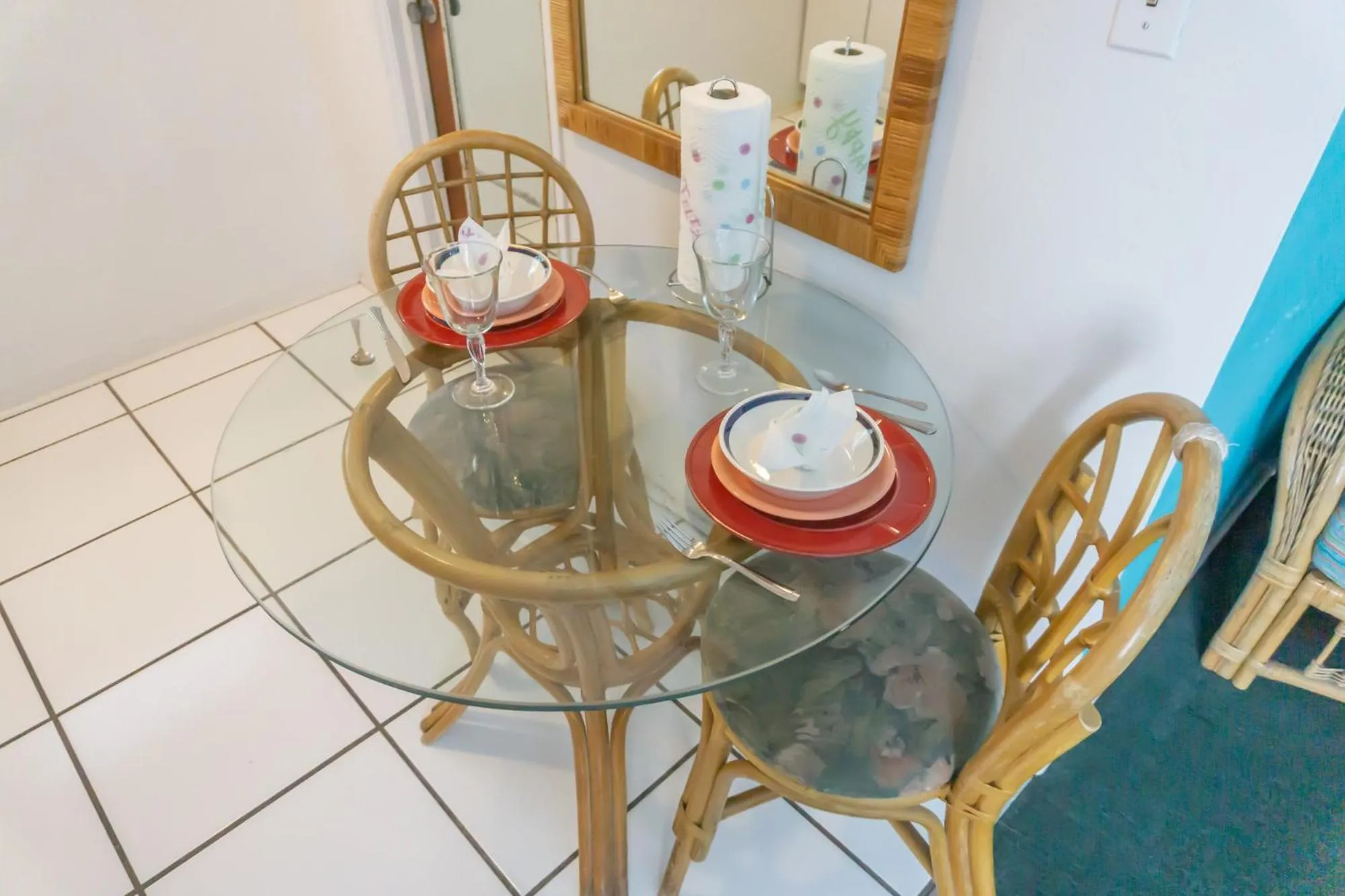 Dining area in Key Largo Cottages