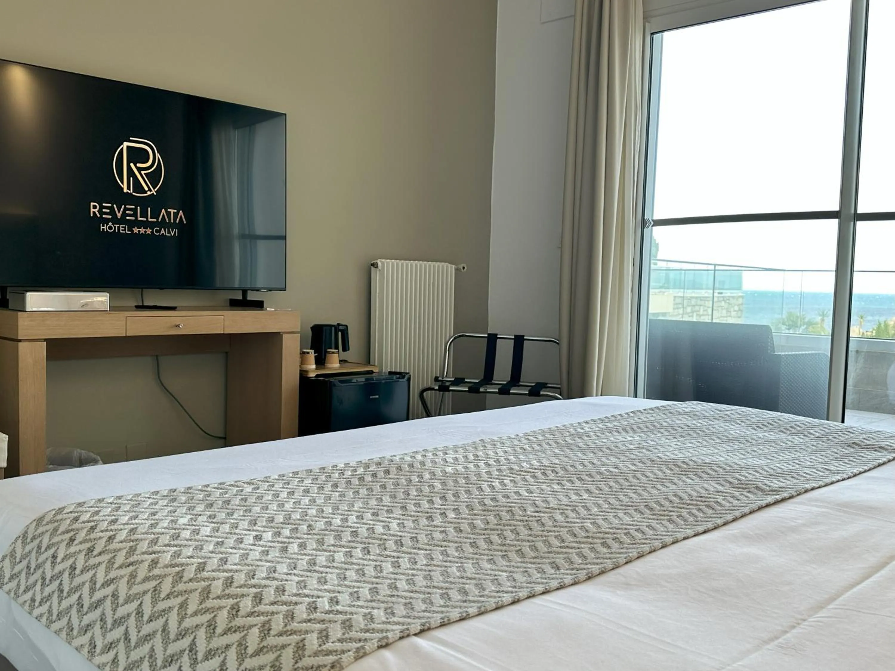 TV and multimedia, Bed in Hotel Revellata & Spa