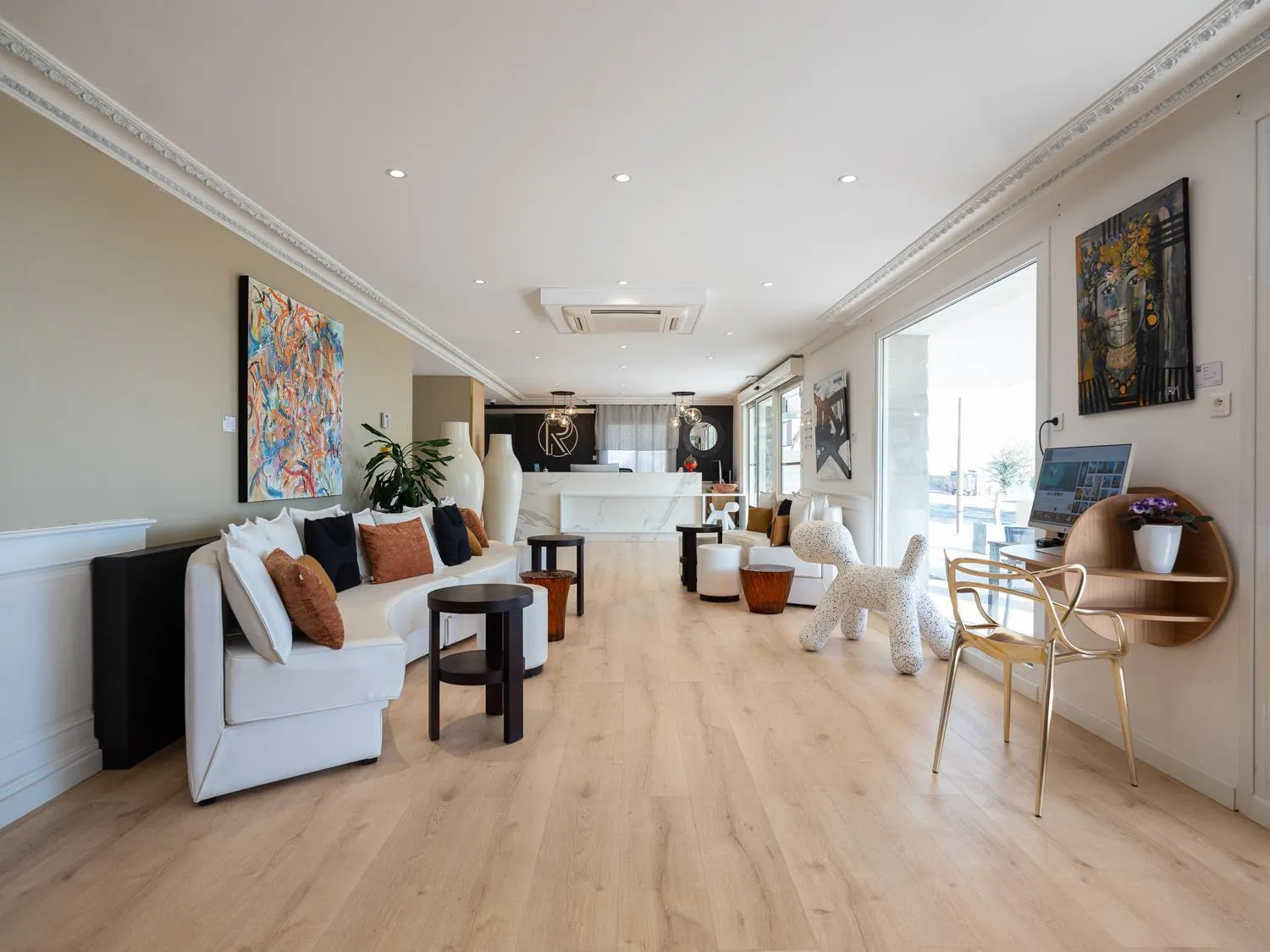 Living room in Hotel Revellata & Spa