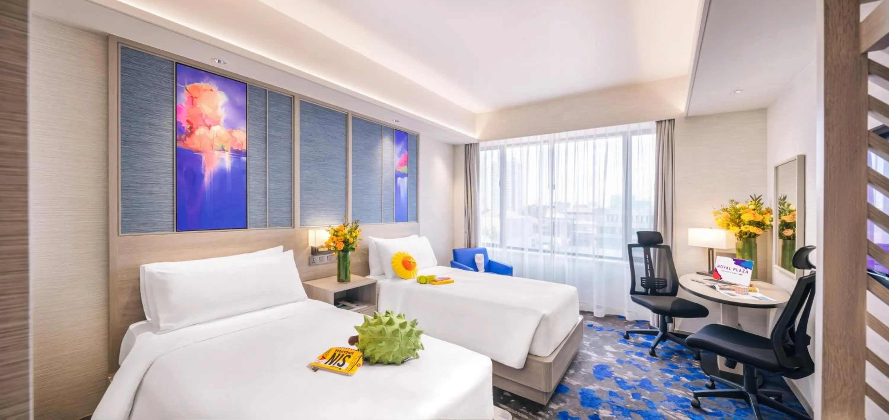 Bed in Royal Plaza on Scotts