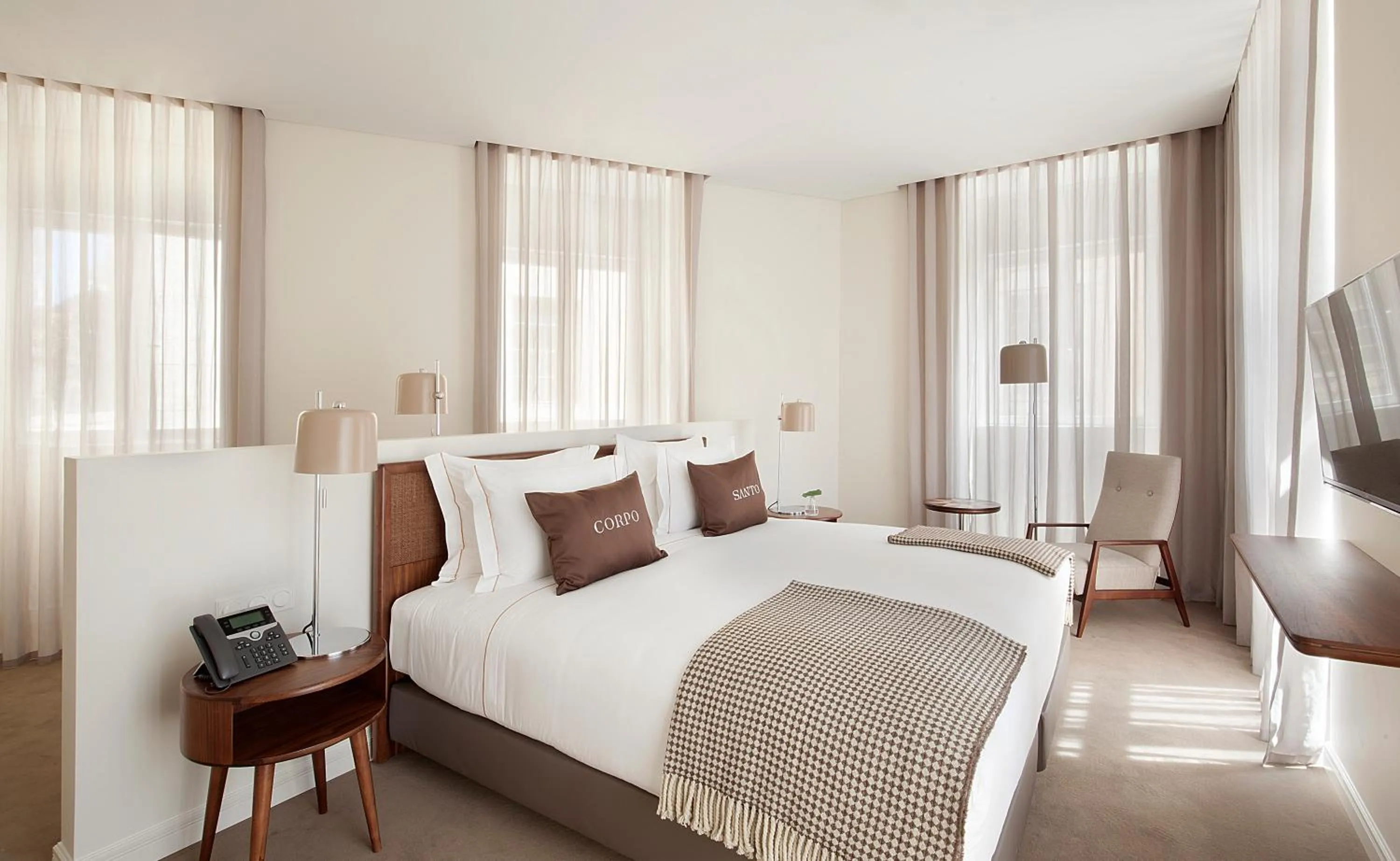 Other, Bed in Corpo Santo Lisbon Historical Hotel