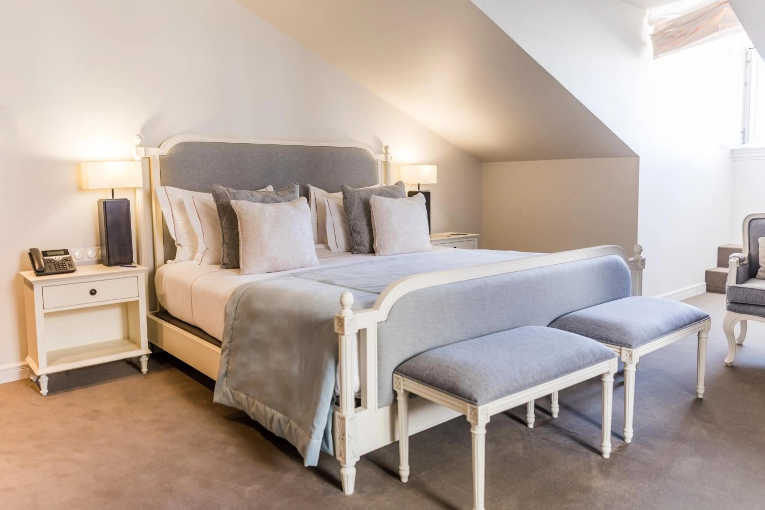 Bed in Corpo Santo Lisbon Historical Hotel