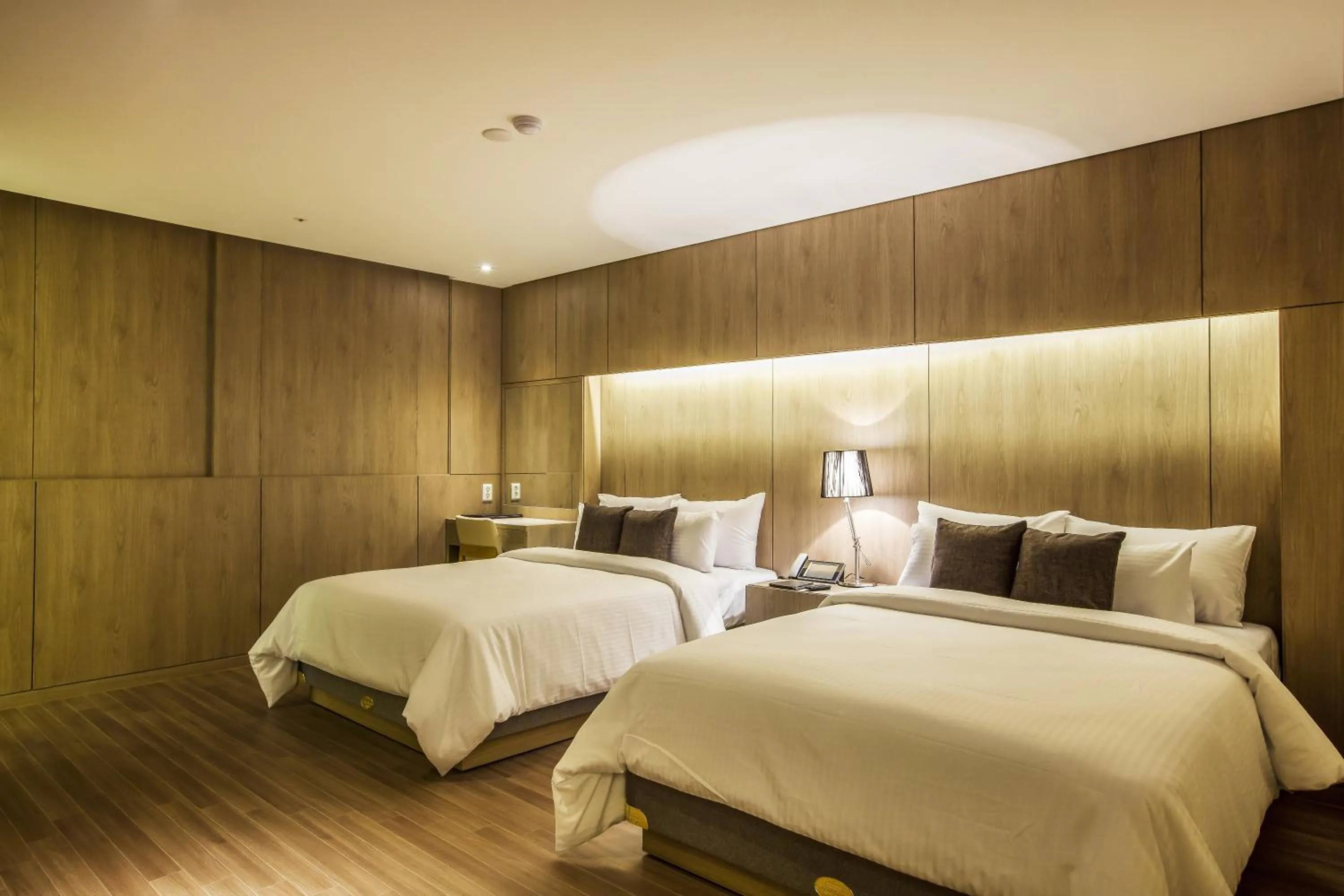 Area and facilities, Bed in Hamilton Hotel