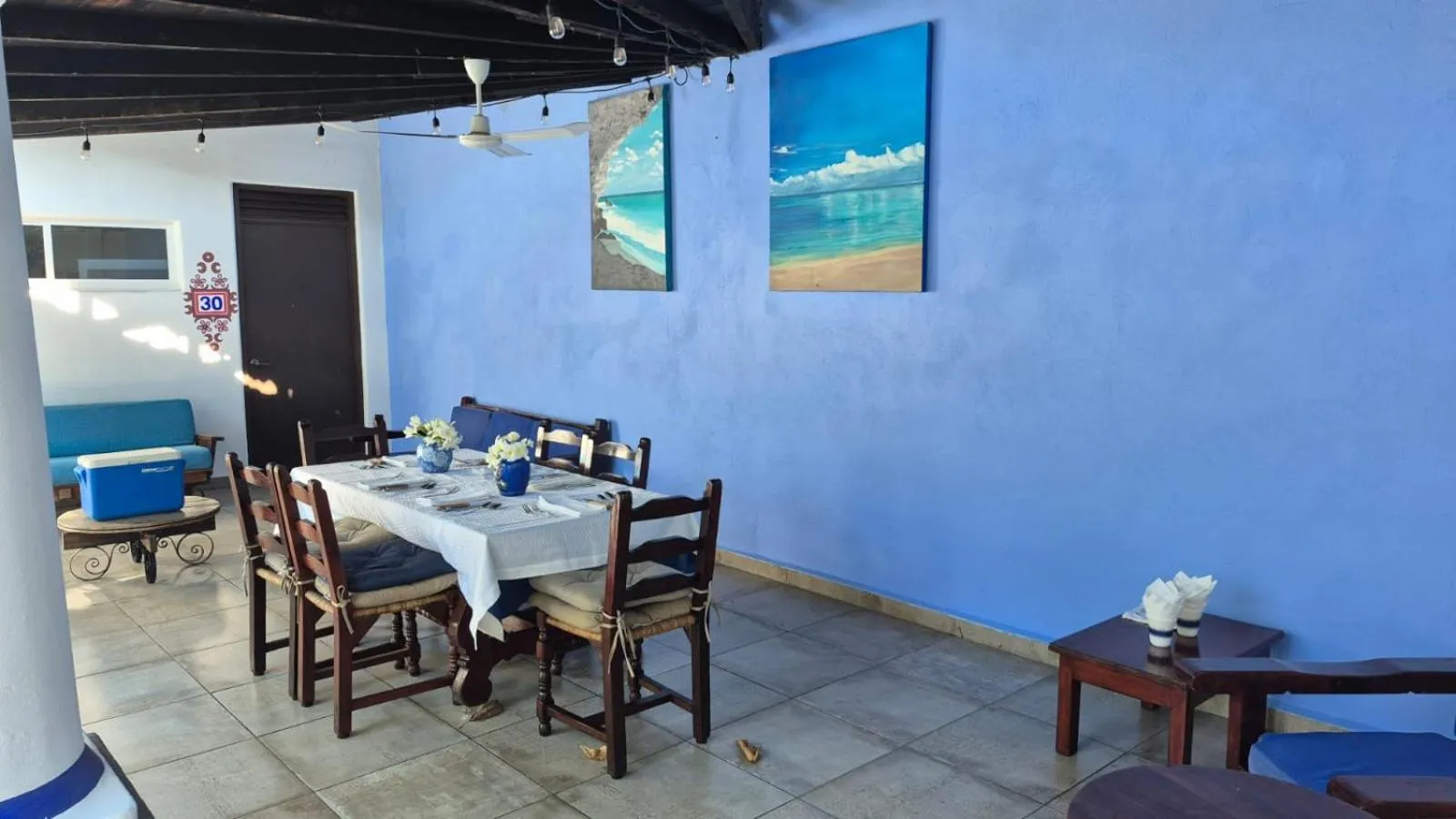 Dining area in Hotel Mision, Acapulco centro
