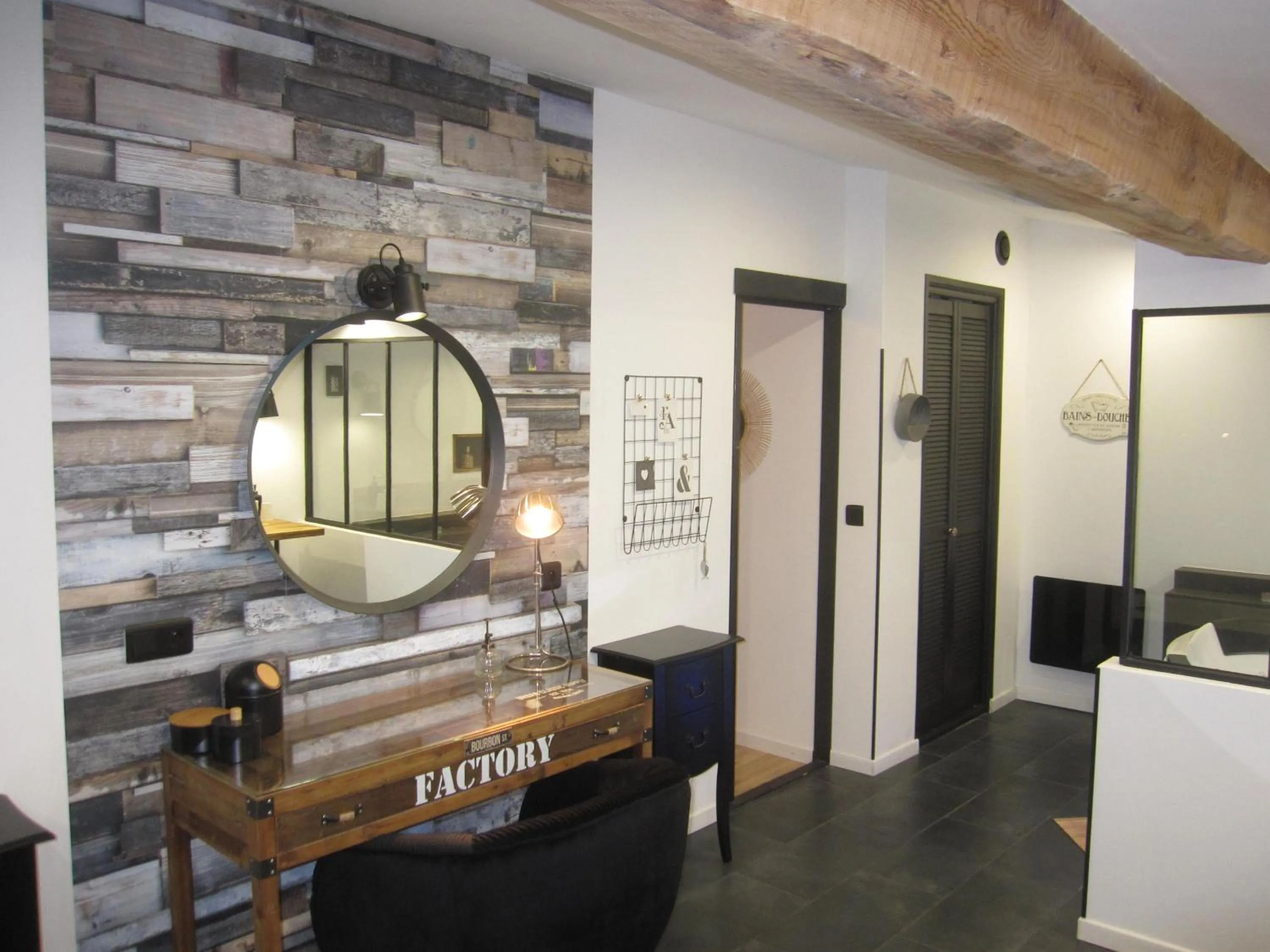 Bathroom in La Terracotta